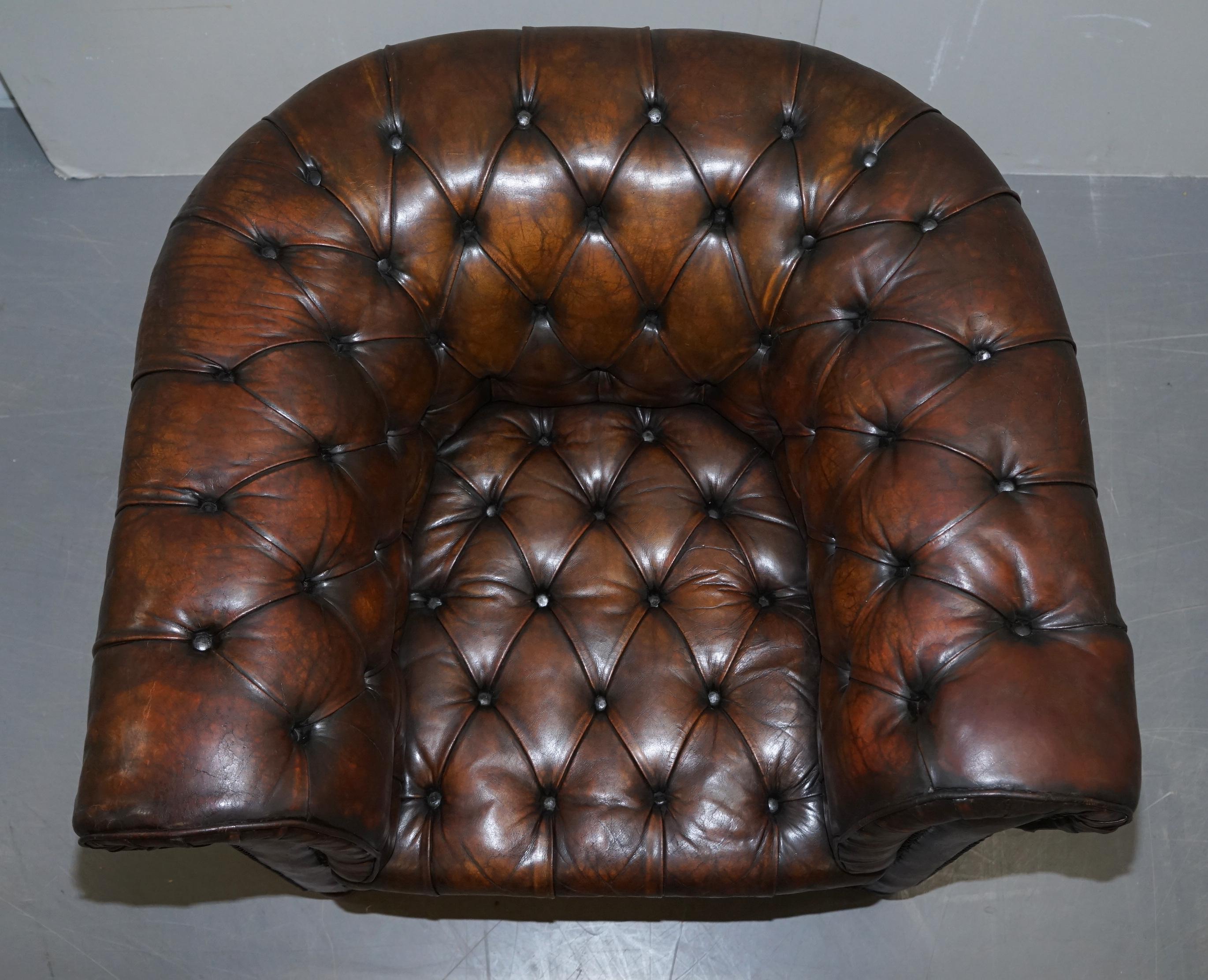 Restored Pair of circa 1900 Hand Dyed Cigar Brown Leather Chesterfield Armchairs 10