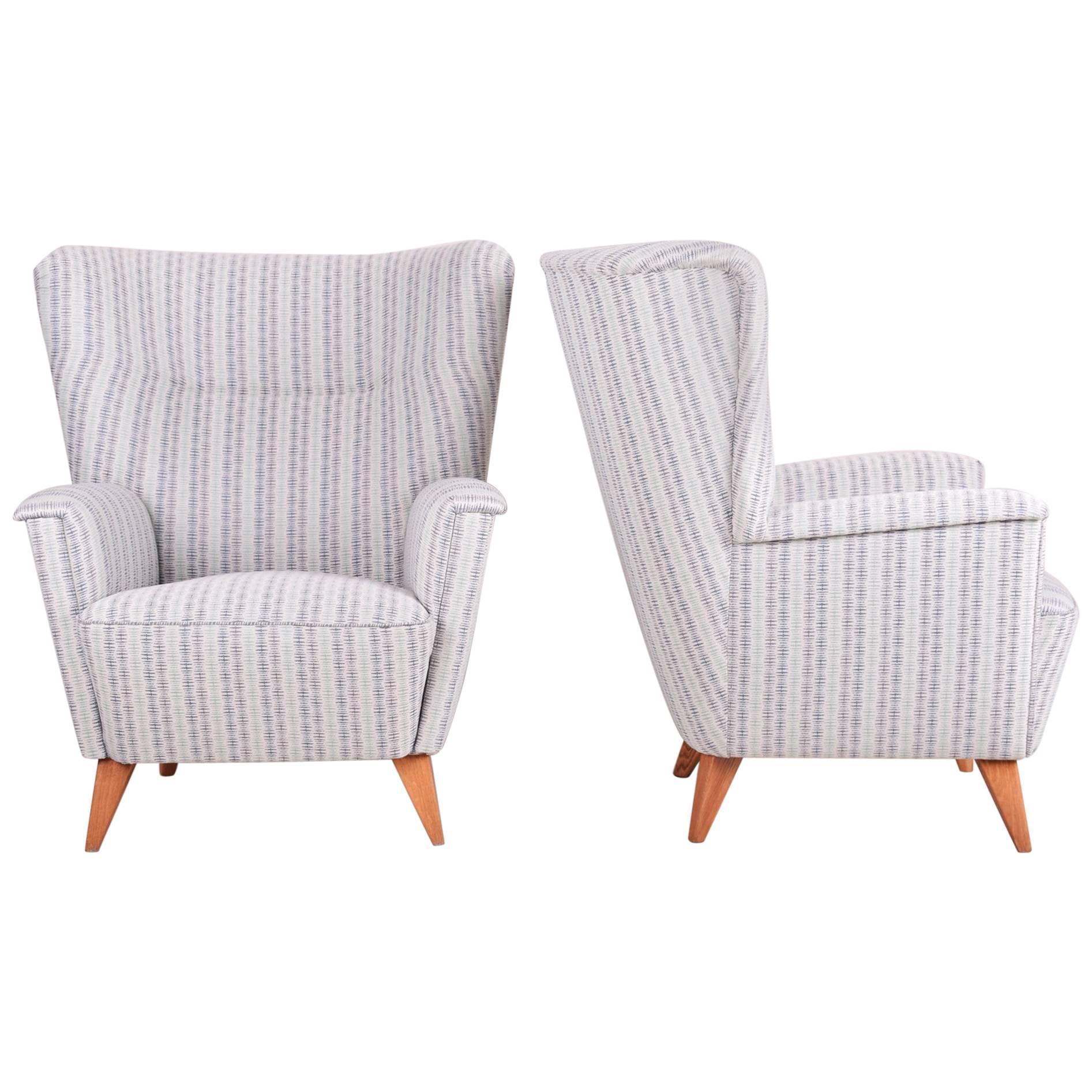 Pareja restaurada de sillones checoslovacos de mediados de siglo, 1950-1960 en venta
