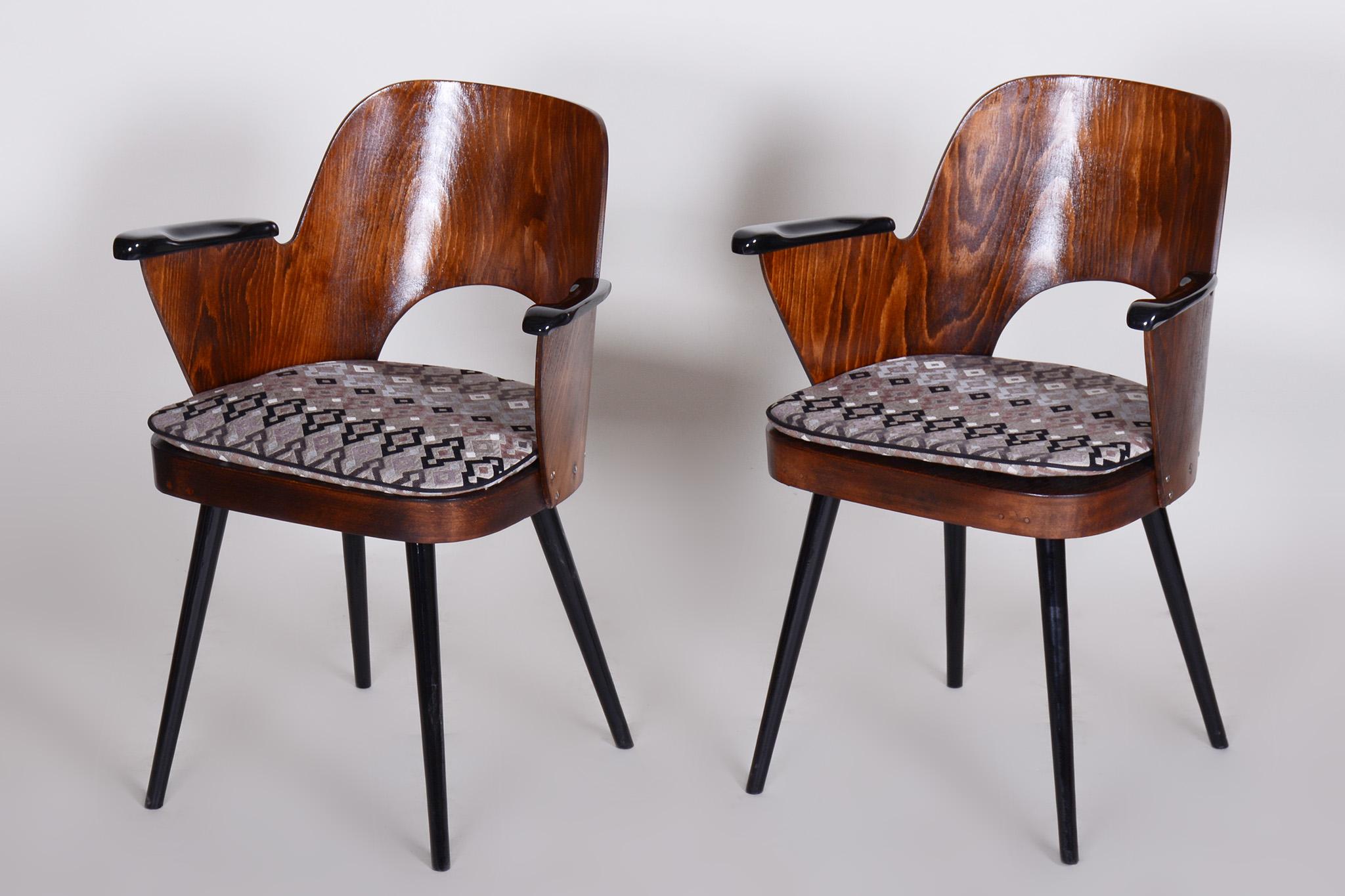 20th Century Restored Pair of Mid-Century Armchairs by Oswald Heardtl, Beech, Czechia, 1950s For Sale