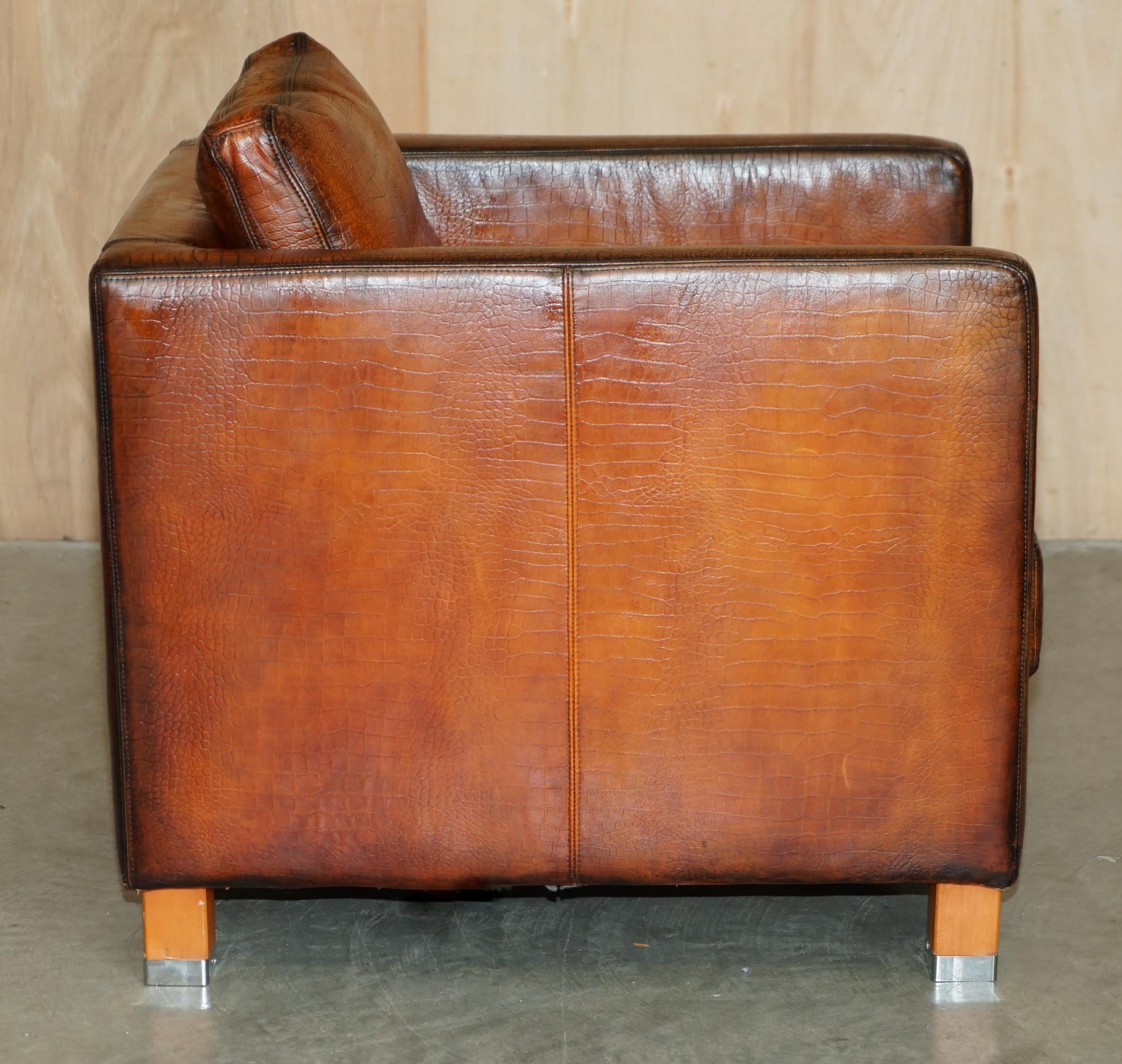 COPPIA RESTAURATA DI POLTRONE DA CLUB IN PELLE MOROSO CROCODILLO ALLIGATORE PATINA MARRONE in vendita 2