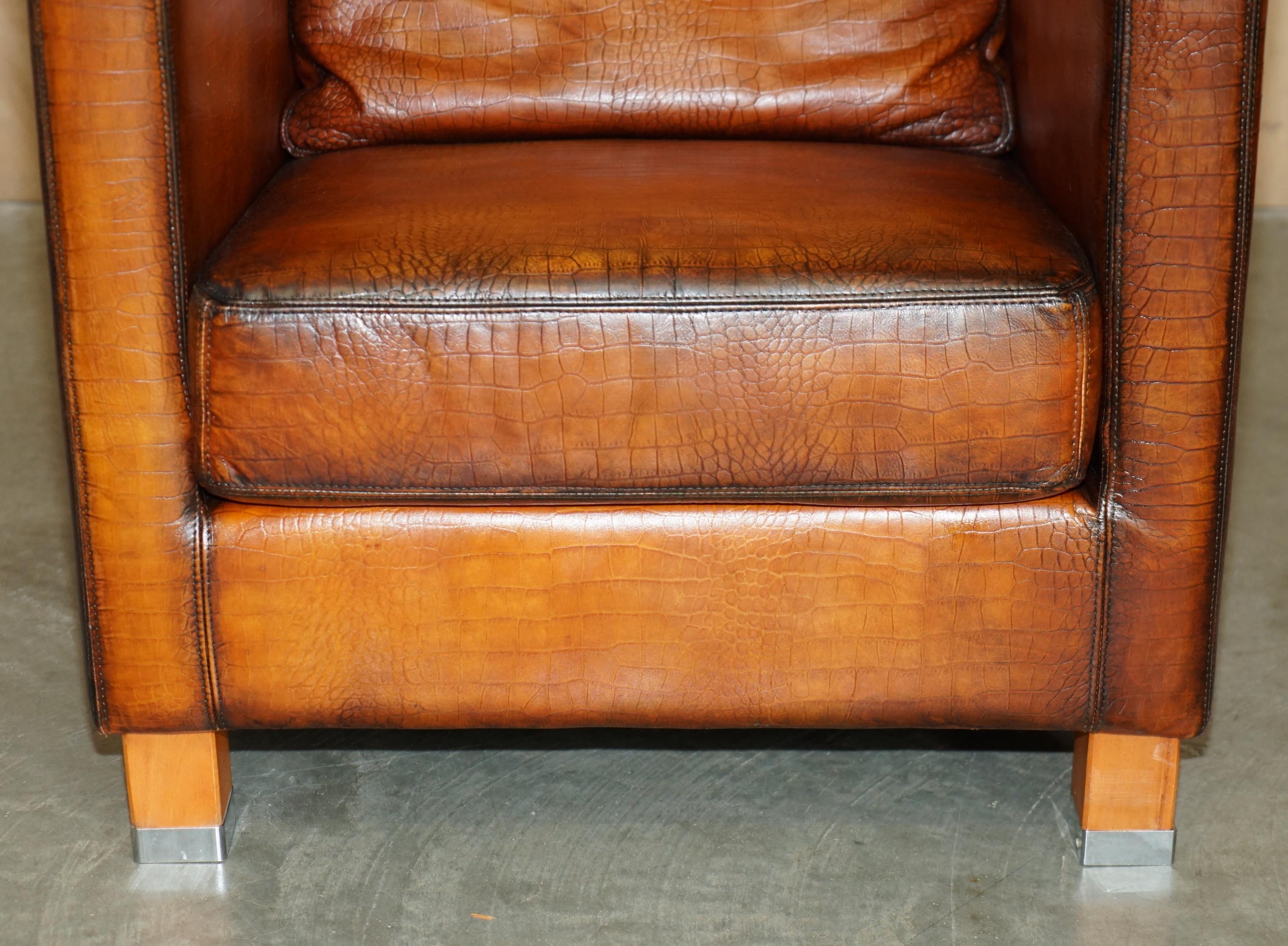 Pelle COPPIA RESTAURATA DI POLTRONE DA CLUB IN PELLE MOROSO CROCODILLO ALLIGATORE PATINA MARRONE in vendita