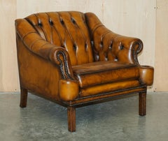 RESTORED PAIR OF ViNTAGE CHESTERFIELD REGENCY STYLE BROWN LEATHER CLUB ARMCHAIRS