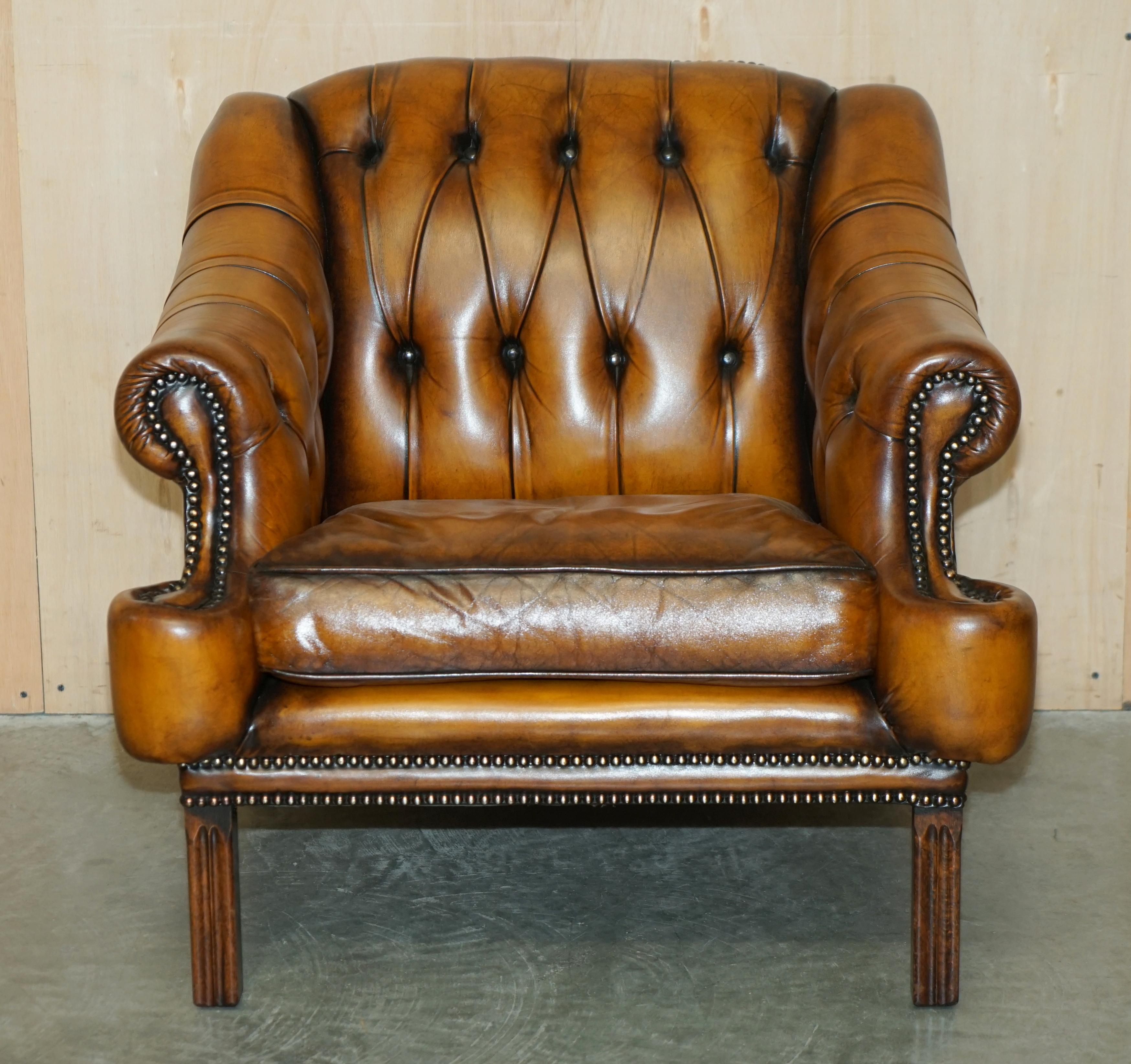 RESTORED PAIR OF ViNTAGE CHESTERFIELD REGENCY STYLE BROWN LEATHER CLUB ...