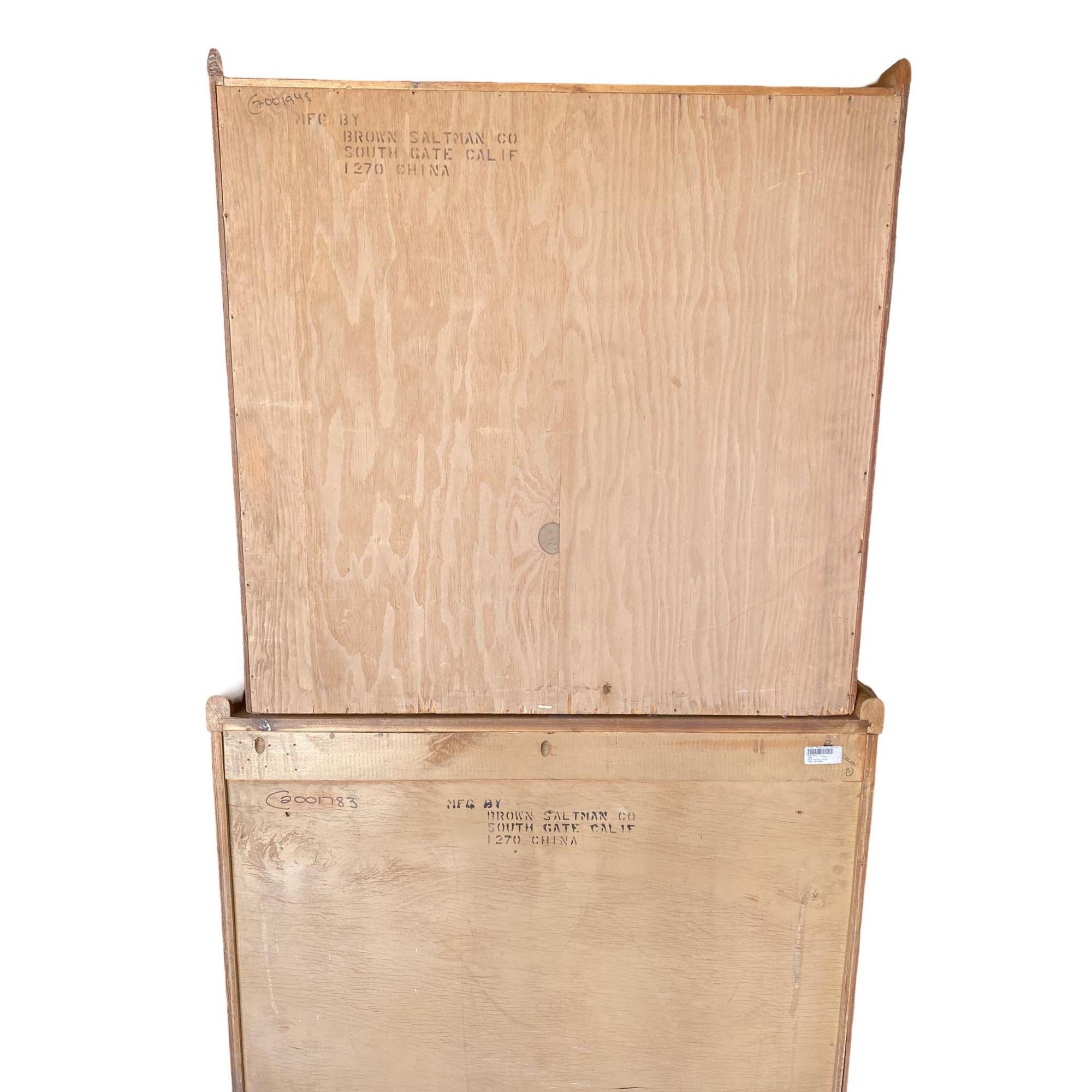 Mid-20th Century Restored Paul Frankl Combed Wood Sliding Glass Display Cabinet for Brown Saltman For Sale