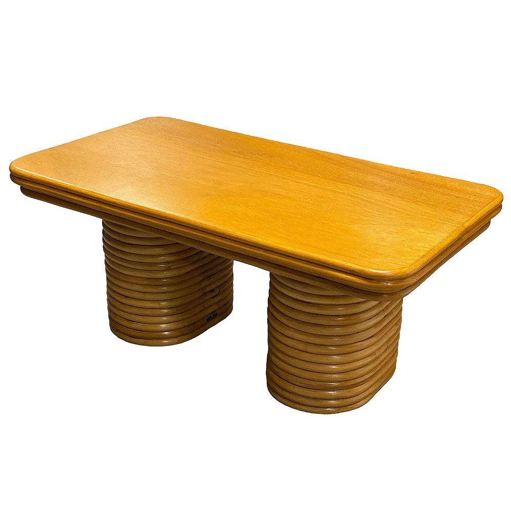 Mesa de centro de ratán apilada restaurada de mediados de siglo con tablero de caoba Estadounidense en venta