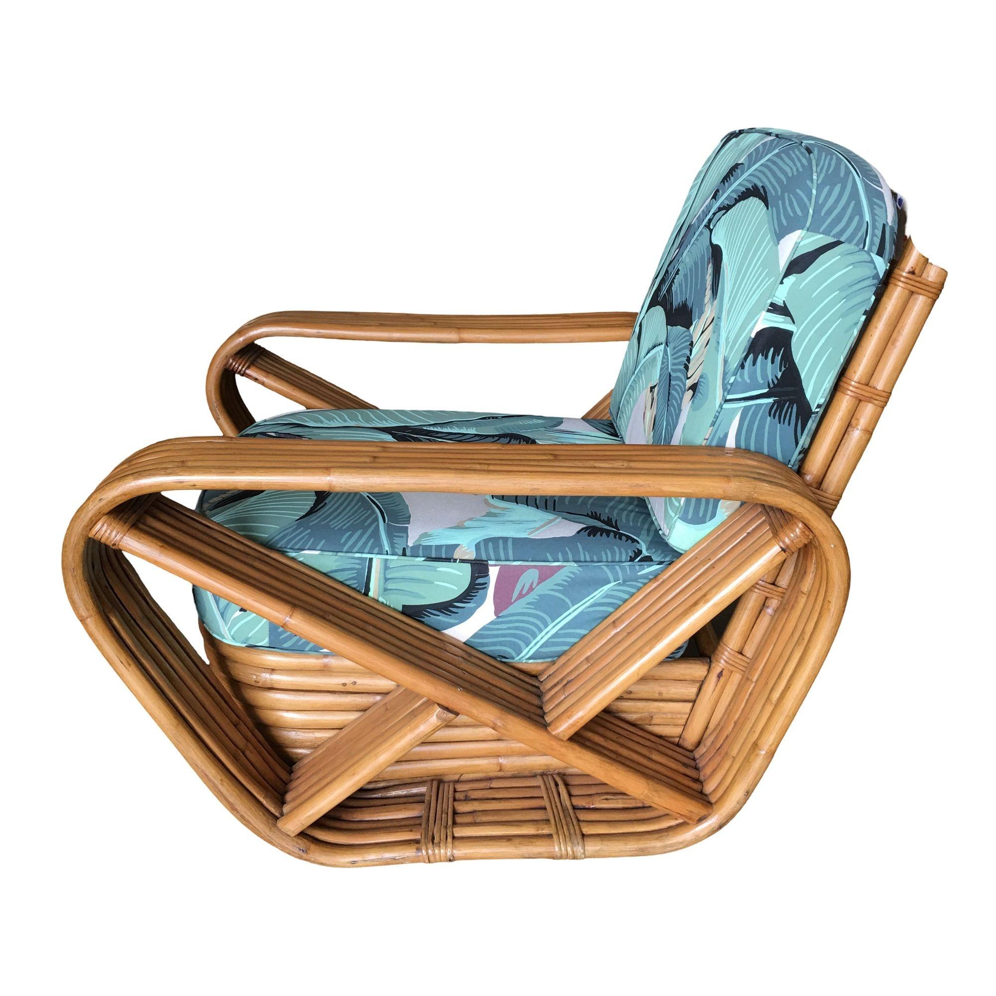 Restaurierter Rattan-Loungesessel im Paul-Frankl-Stil, Lehnen in Brezelform, Beverly Palms-Kissen im Zustand „Hervorragend“ im Angebot in Van Nuys, CA