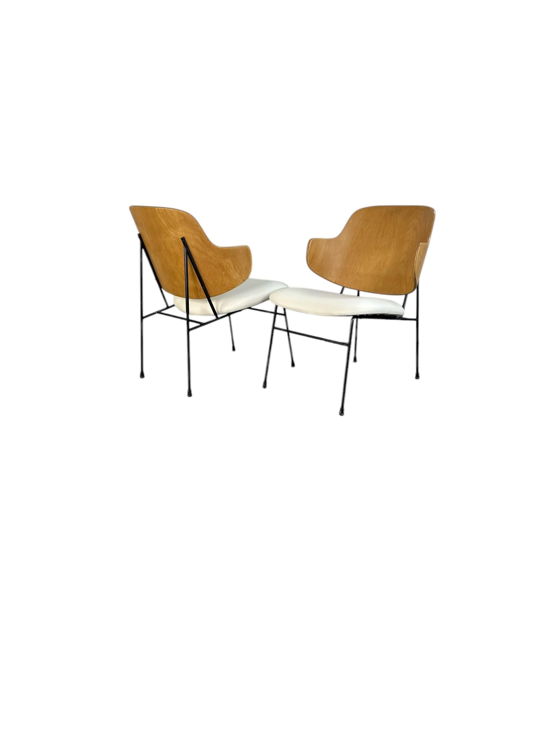 Restored Penguin Lounge Chairs by Ib Kofod-Larsen For Sale 3