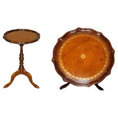 RESTORED PIE CRUST EDGE GOLD LEAF BROWN LEATHER TRiPOD SIDE END LAMP WINE TABLE