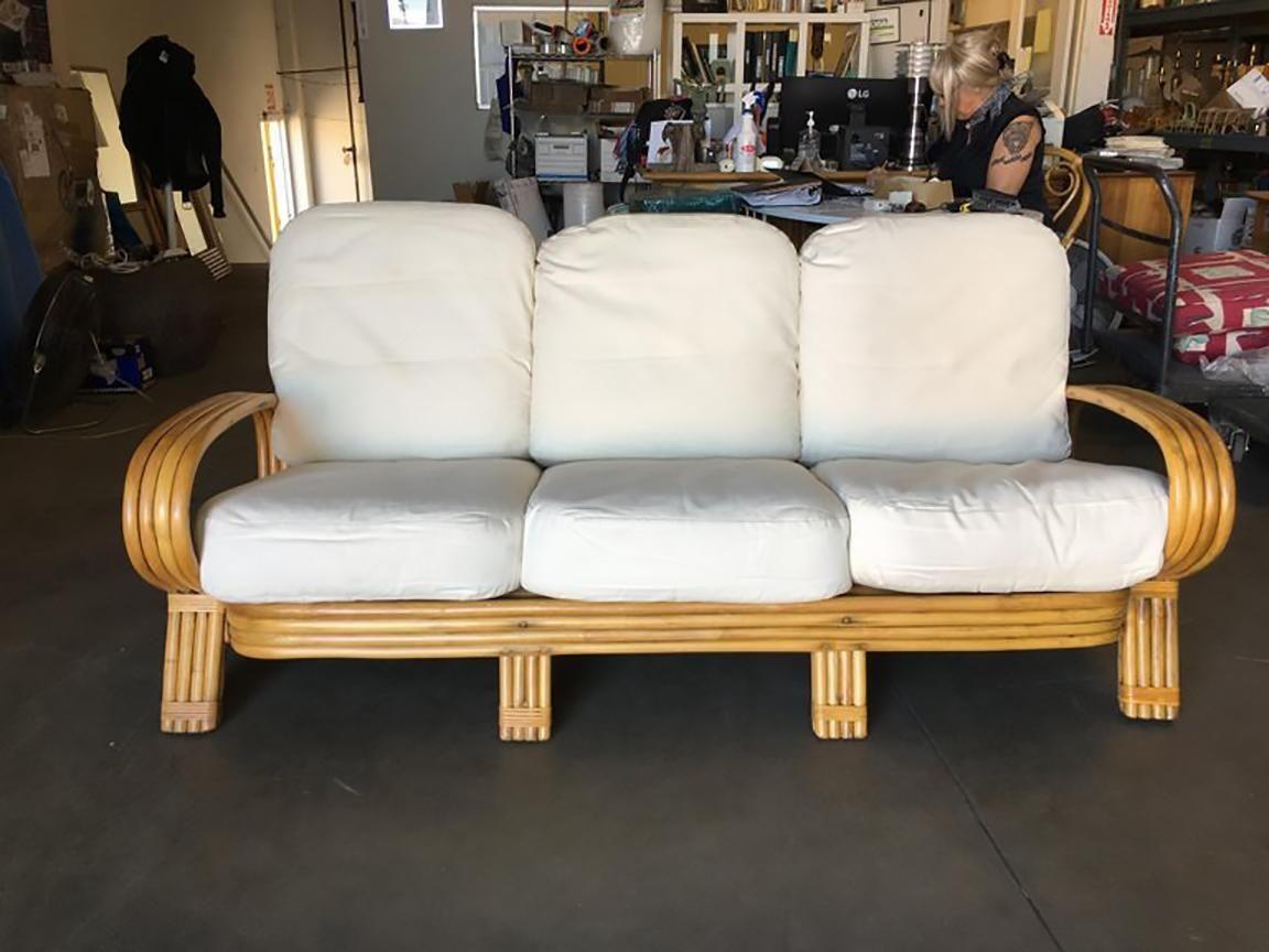 Restauriertes Quad Pole „R“ Rattan-Sofa mit 3 Sitzen (Moderne der Mitte des Jahrhunderts) im Angebot