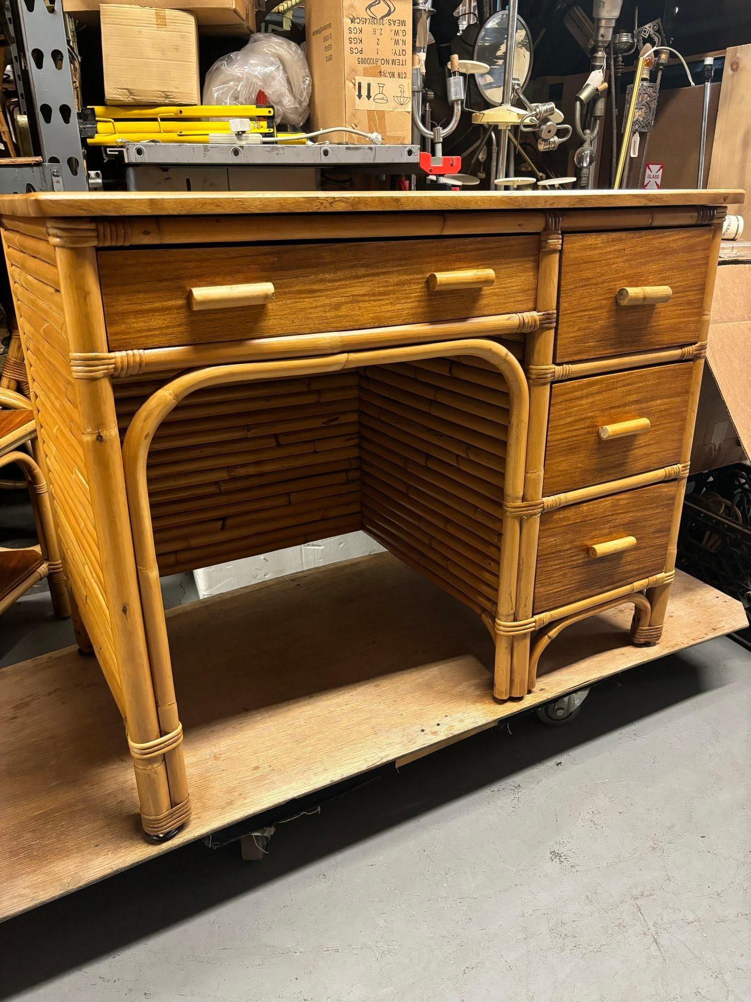 Restored Rattan and Mahogany Desk with Stacked Rattan Sides In Excellent Condition For Sale In Van Nuys, CA