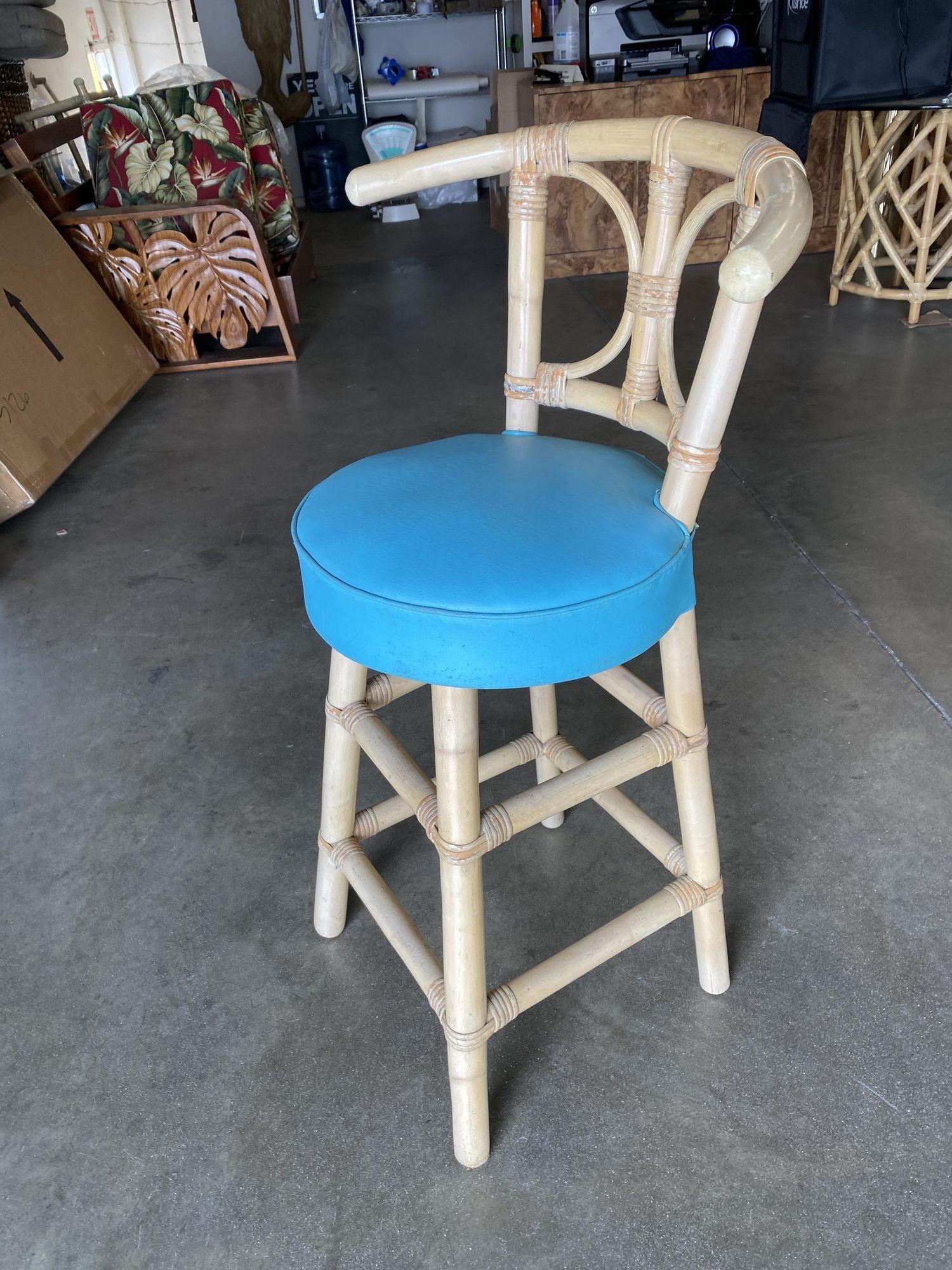 Restored Rattan Bar Stools with Hour Glass Seat Back, Set of 6 In Excellent Condition For Sale In Van Nuys, CA