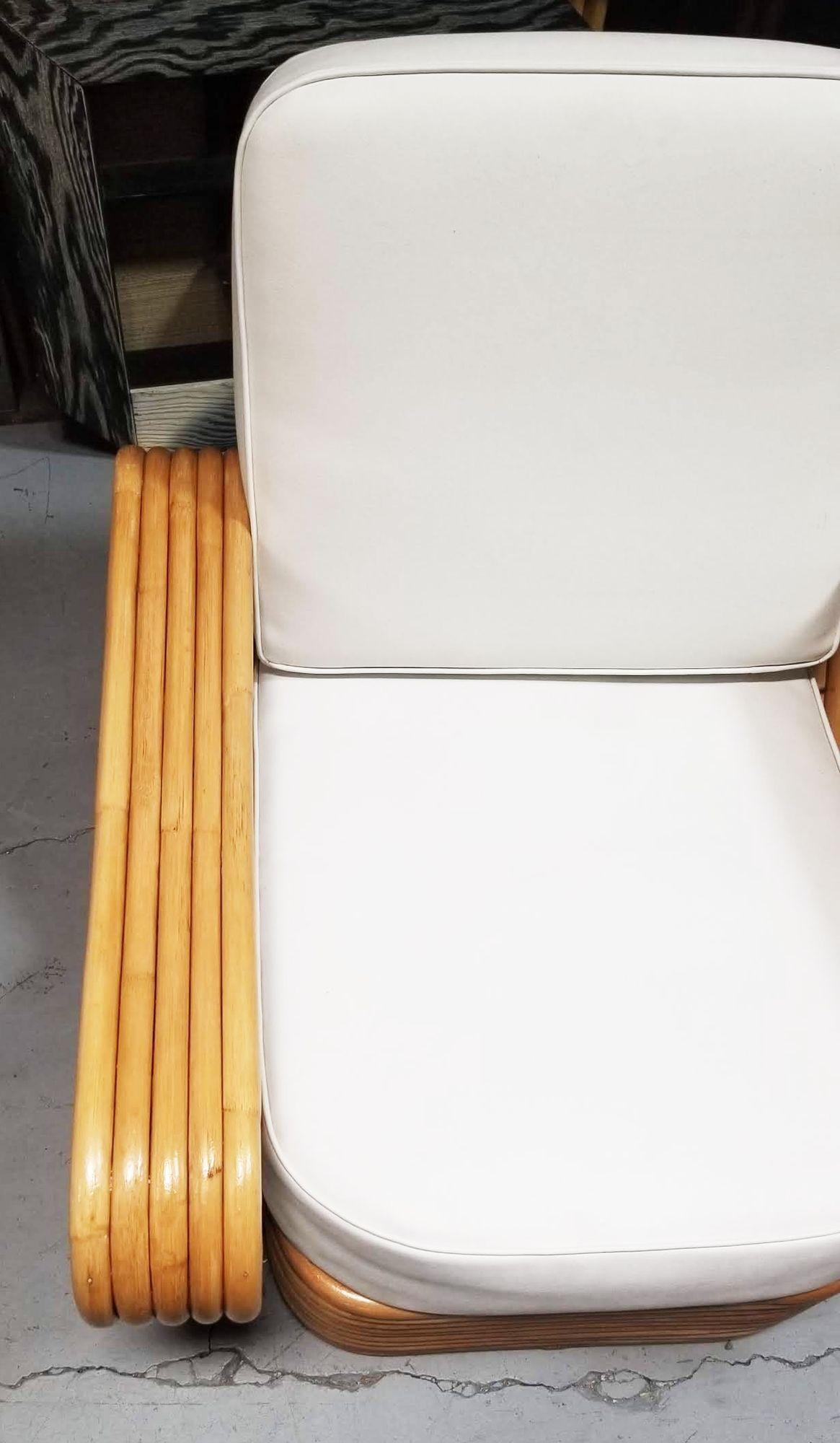 Ensemble canapé et chaise longue en rotin à cinq brins et bretzel carré restauré en vente 1