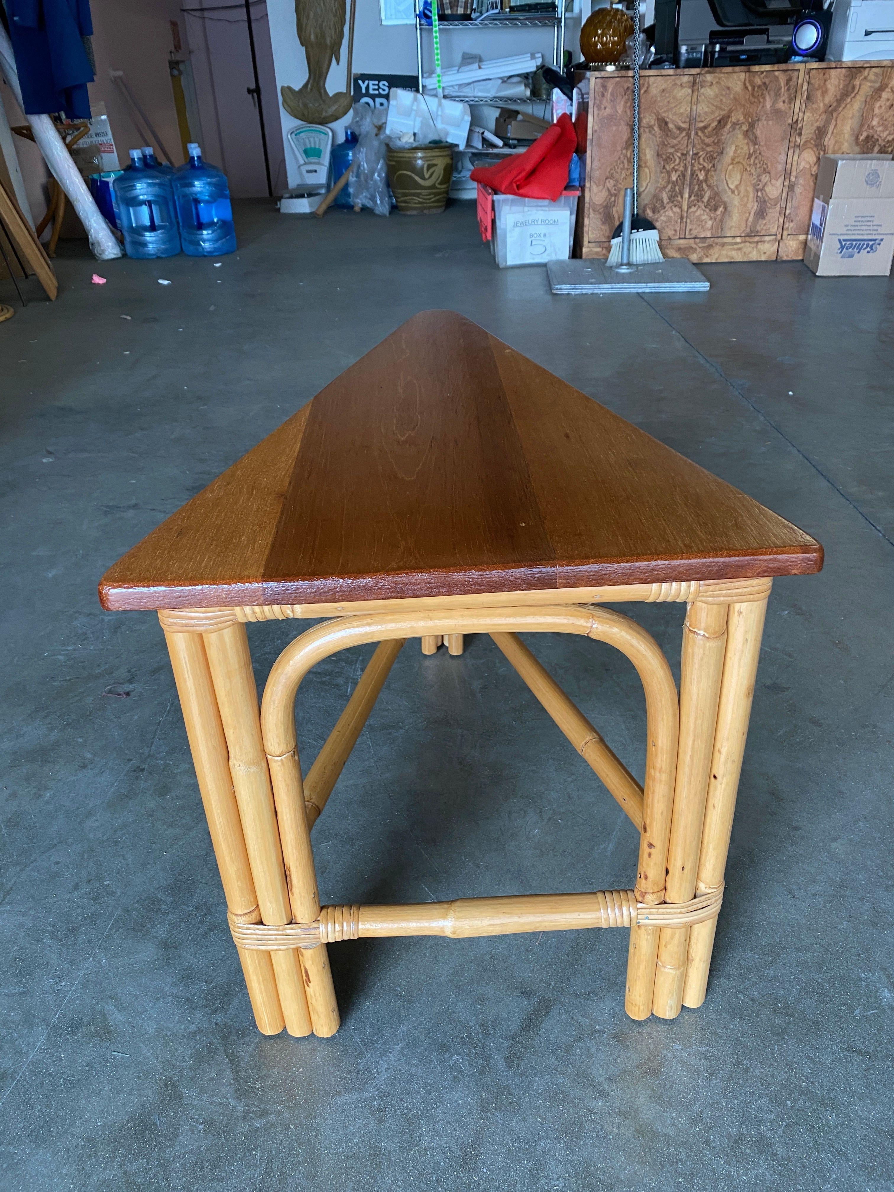 Restored Rattan Corner Wedge Table with Mahogany Tabletop In Excellent Condition For Sale In Van Nuys, CA