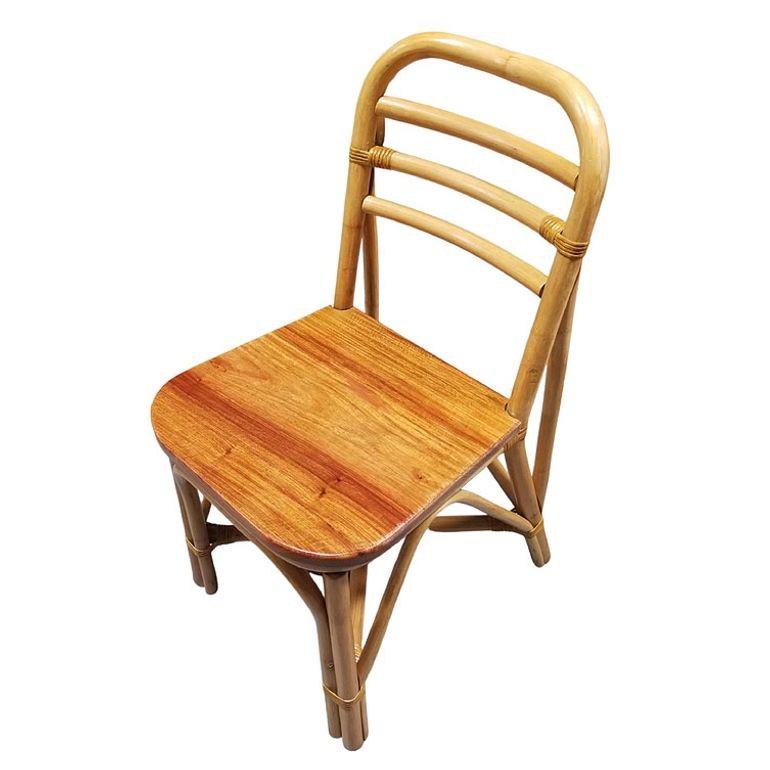 Americano Sedia da sala da pranzo con schienale a scheletro in rattan restaurato e seduta in mogano, set di sei pezzi in vendita