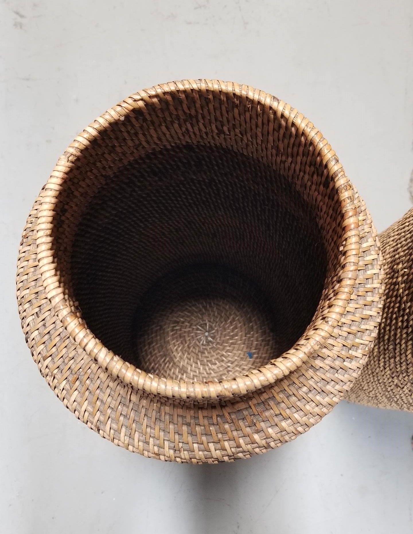 Restored Reed Rattan Wicker Decorative Vases Gabriella Crespi Styled - Pair of 2 In Excellent Condition For Sale In Van Nuys, CA