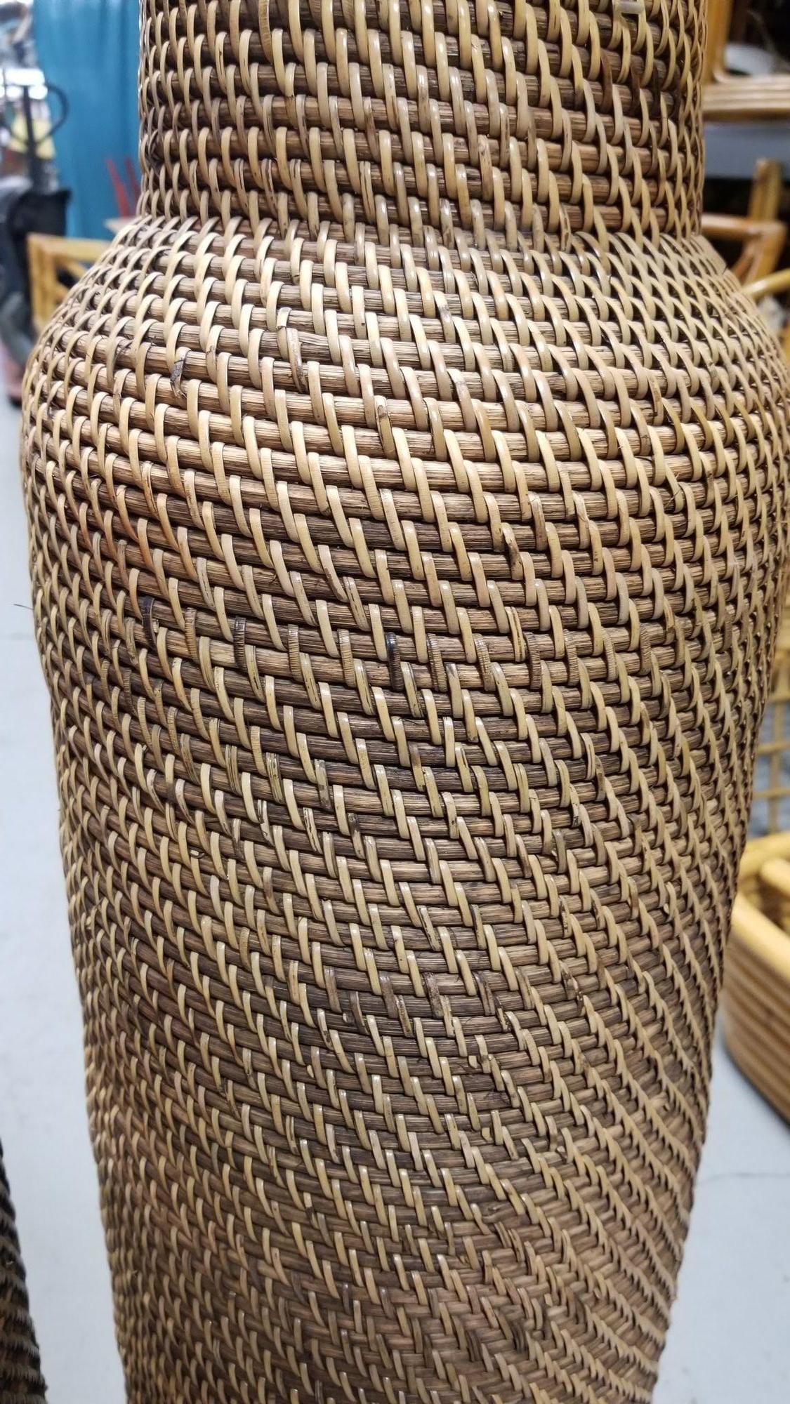 Late 20th Century Restored Reed Rattan Wicker Decorative Vases Gabriella Crespi Styled - Pair of 2 For Sale