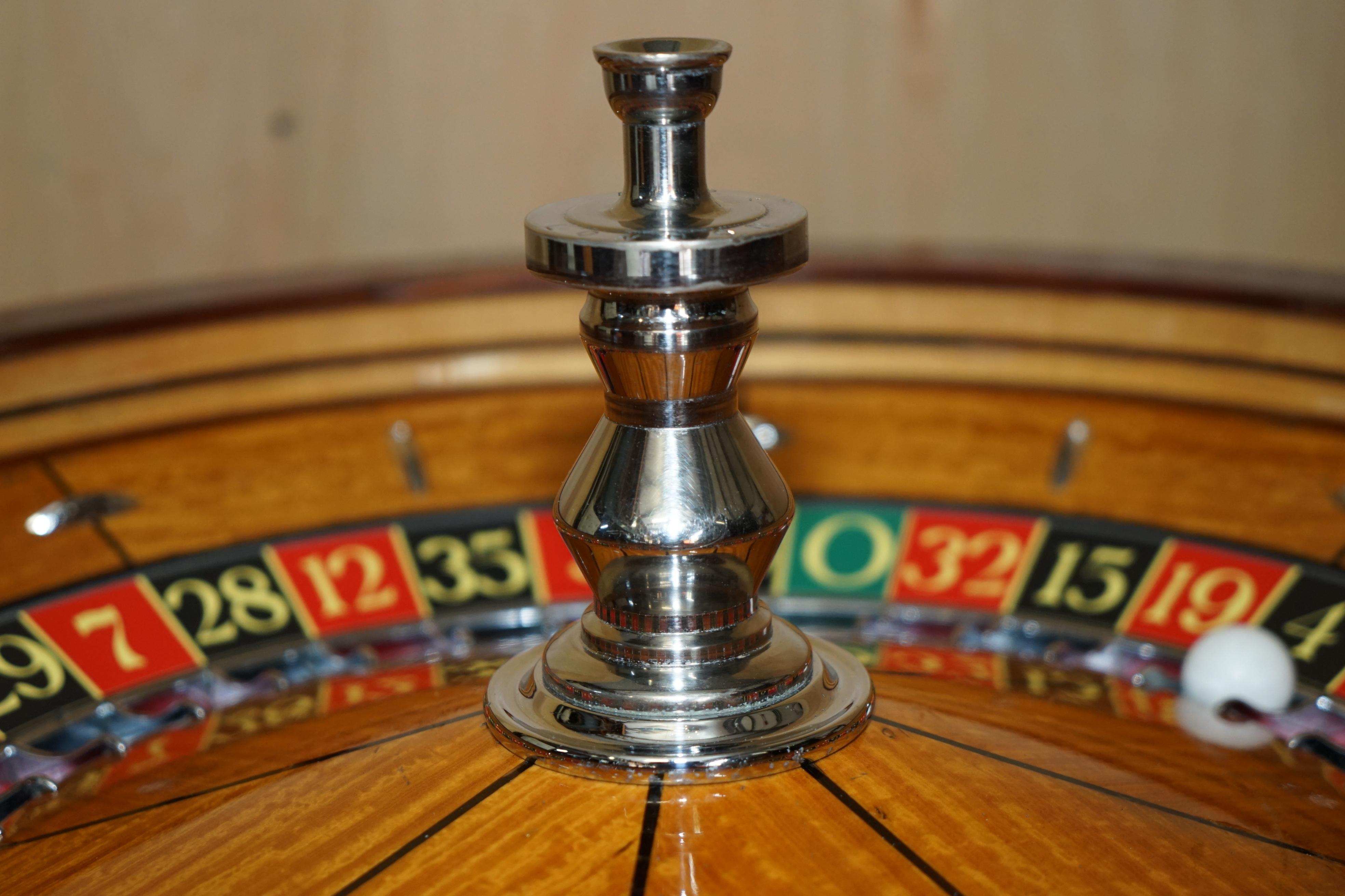 RESTORED RITZ HOTEL PARIS ABP LONDON SATiNWOOD & HARDWOOD ROULETTE WHEEL & CASE For Sale 3