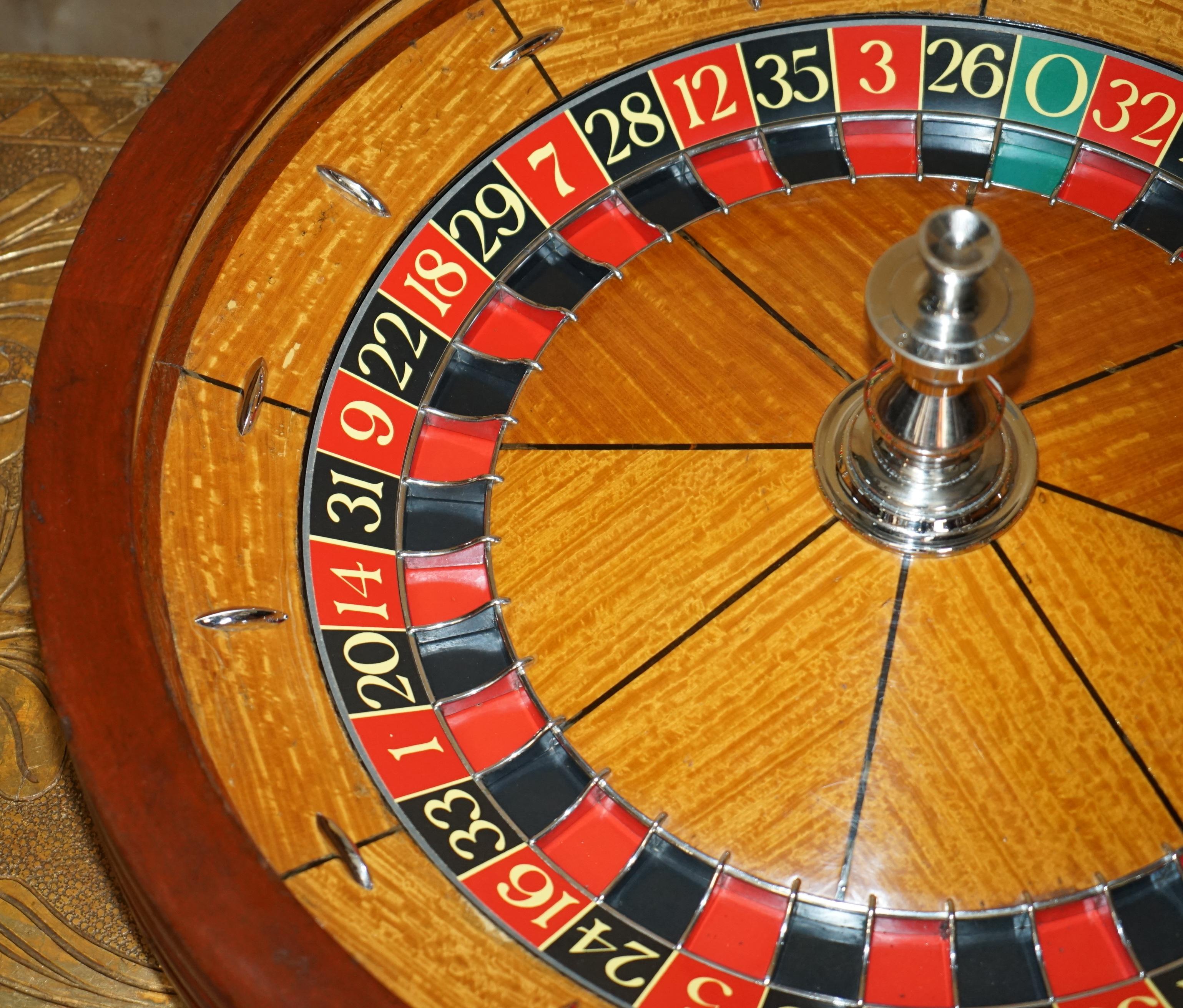 Hardwood RESTORED RITZ HOTEL PARIS ABP LONDON SATiNWOOD & HARDWOOD ROULETTE WHEEL & CASE For Sale