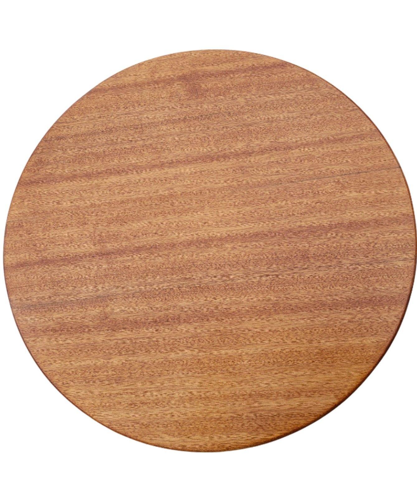 This beautifully restored Paul Frankl-inspired round rattan end table features an 