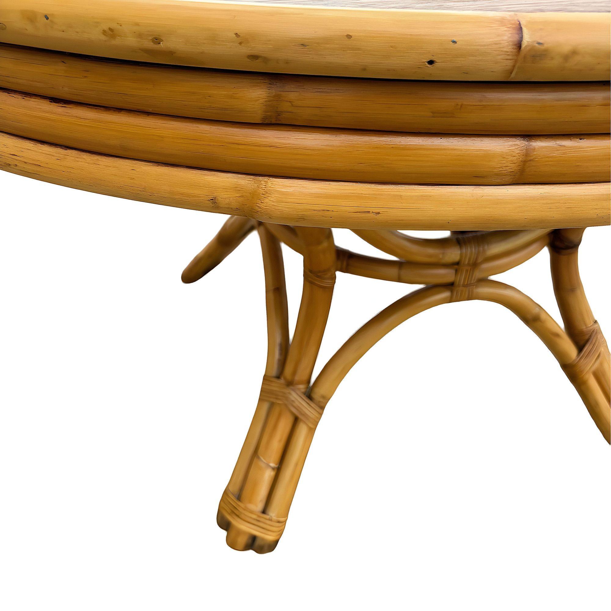 Table de salle à manger ronde en rotin et en acajou restaurée, avec table de salle à manger en rotin et acajou, avec table de salle à manger en rotin et acajou en vente 1