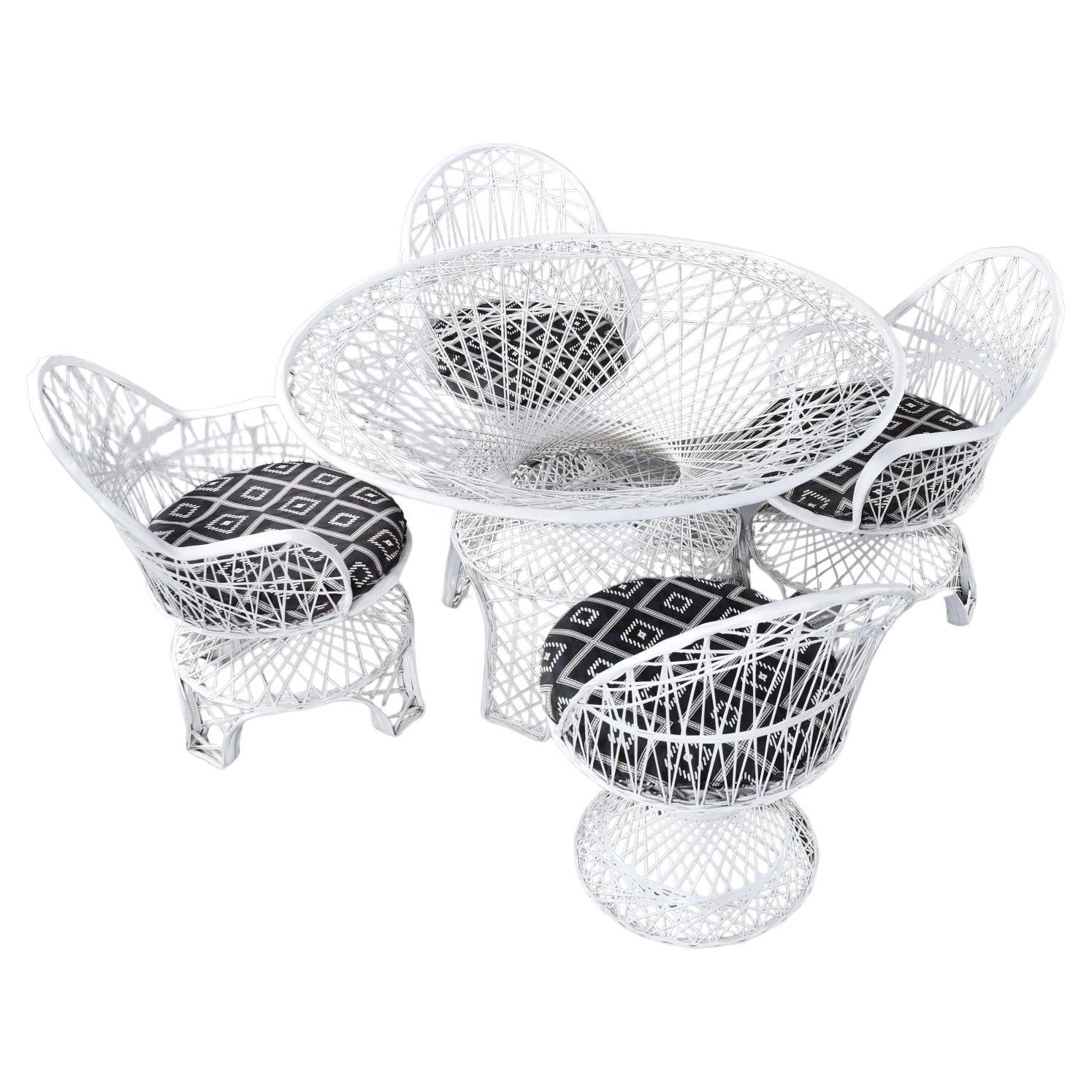 Restored Russell Woodard Vintage Spun Fiberglass Outdoor Dining Set For Sale