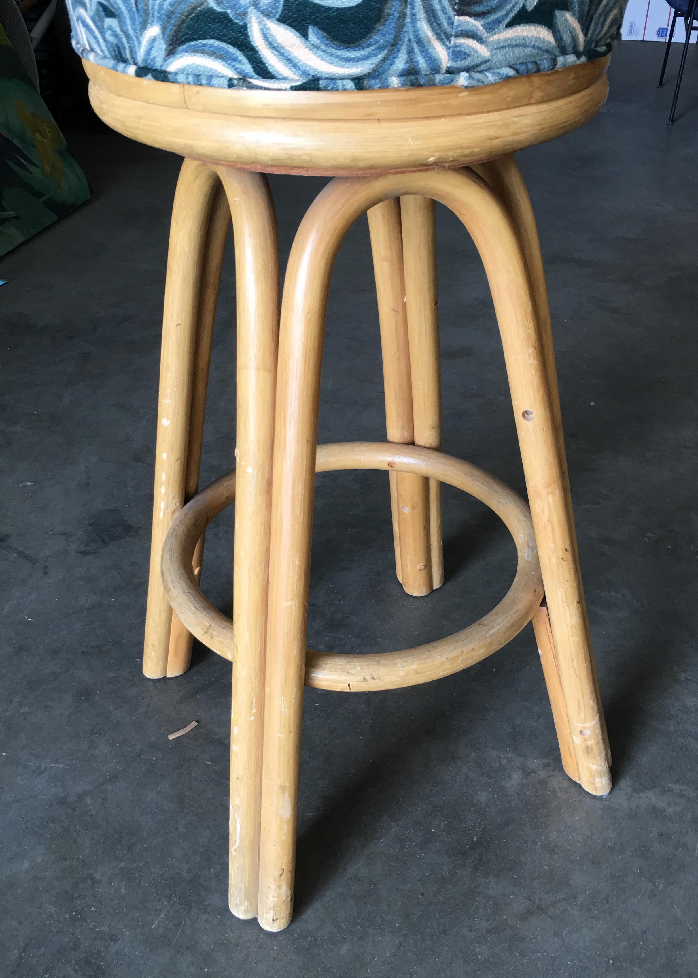 Restored Single Stand Arched Rattan Bar Stool In Excellent Condition For Sale In Van Nuys, CA