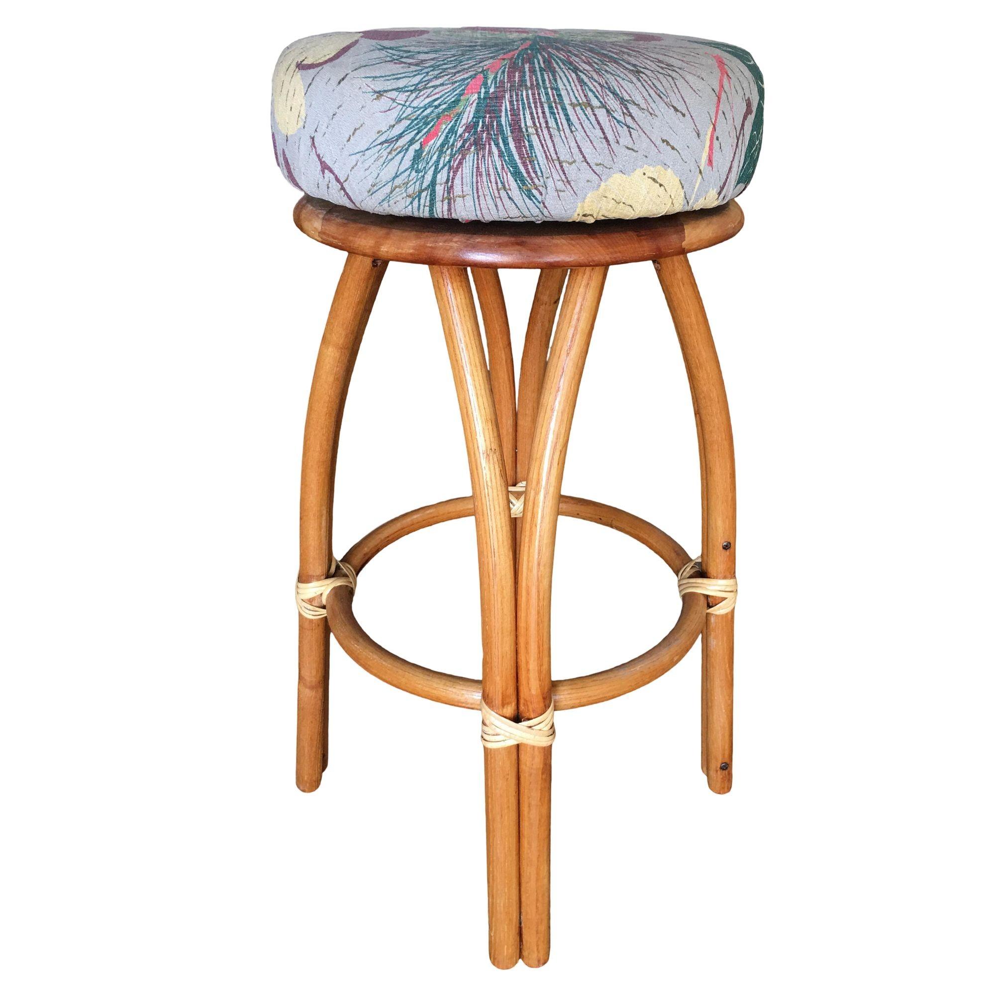 Tabouret de bar en rotin pivotant « Poof » restauré, lot de 3 en vente 2