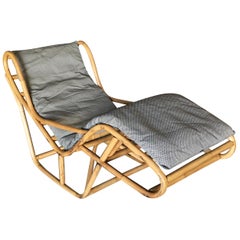 Fauteuil de salon en rotin à deux positions à un brin restauré Fauteuil de salon en rotin à deux positions à un brin restauré