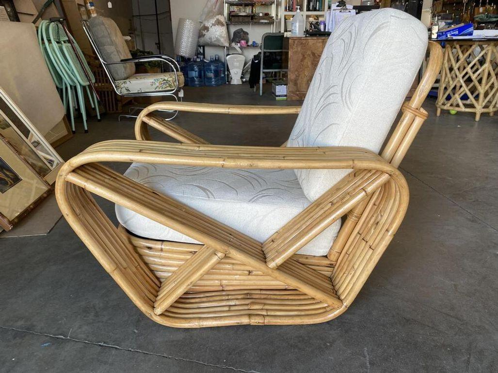 Sedia da salotto in rattan Pretzel quadrata a sei fili restaurata con ottomana in vendita 4