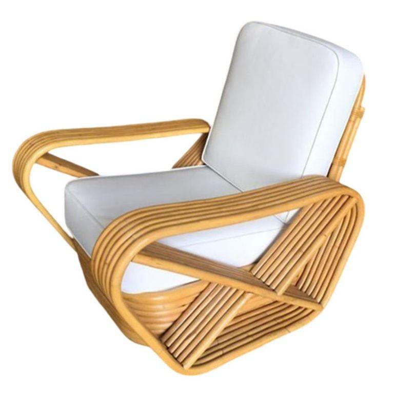 Américain Chaise longue en rotin à six brins empilés, restaurée, paire en vente