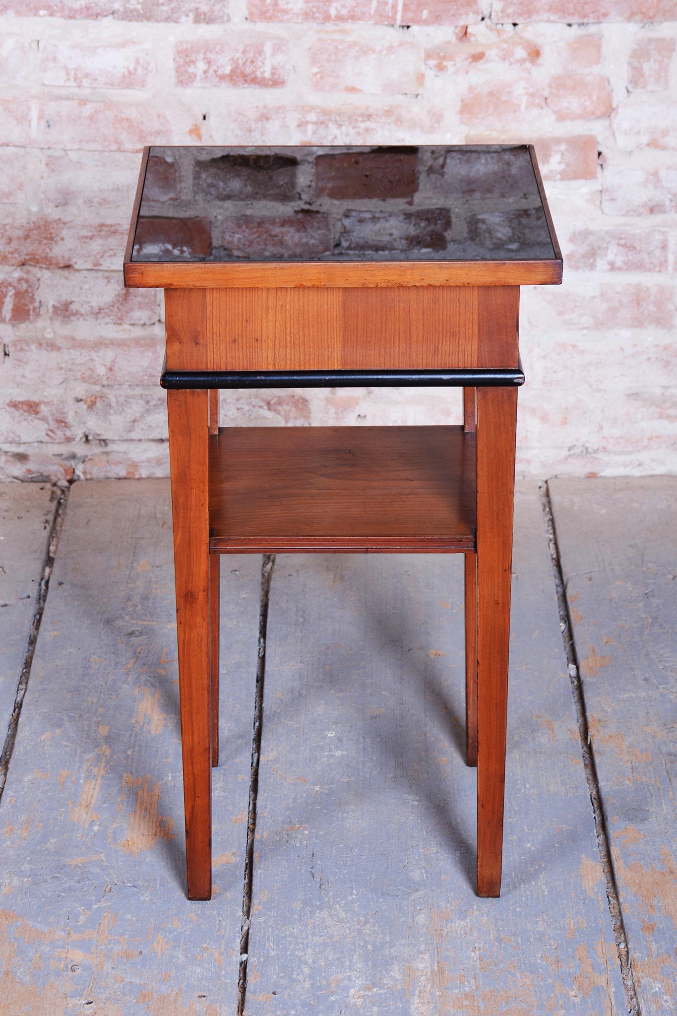 Tavolino Biedermeier restaurato, legno di ciliegio, polacco restaurato, ceco, anni '40 del XIX secolo in vendita 6