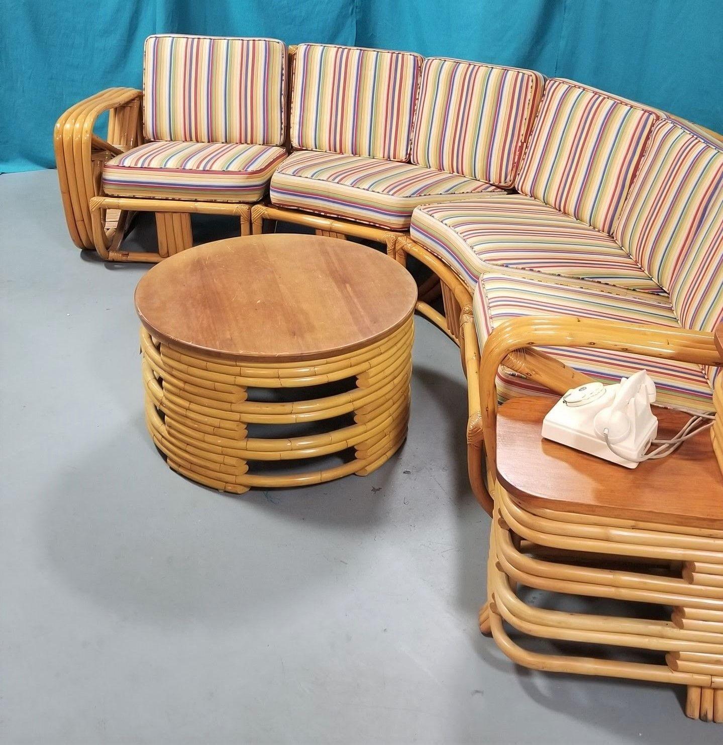 Tissu Ensemble de salon avec canapé d'angle, table basse et table d'appoint en rotin Pretzel carré restauré en vente