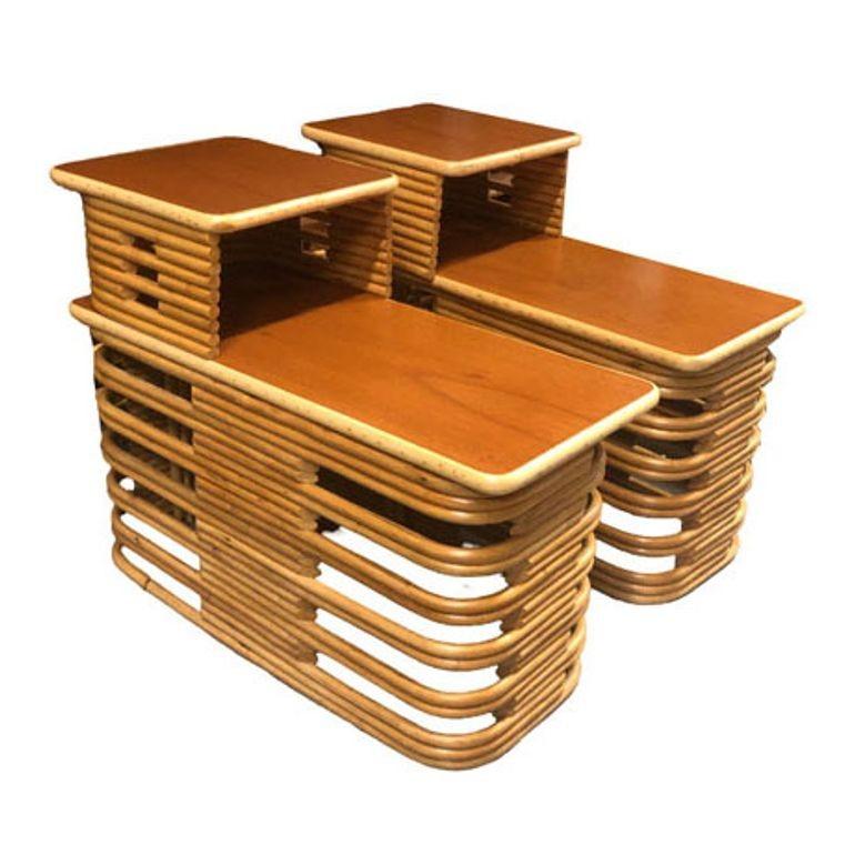 Américain Ensemble 3 pièces en rotin empilé et acajou restauré Table d'appoint/de coin en vente