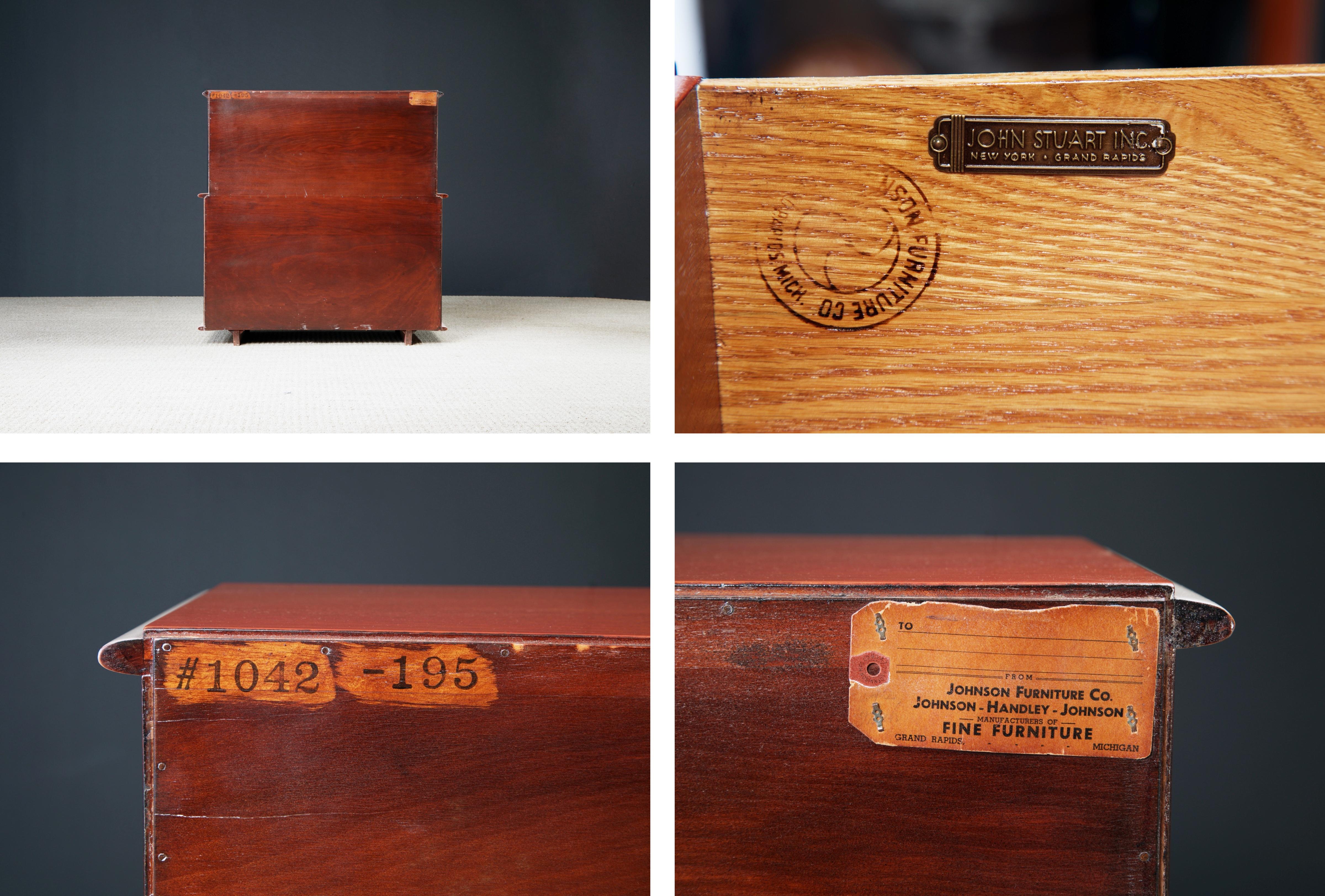 Comò Highboy 'Station Wagon' restaurato di Paul Frankl, 1945 circa, tripla firma in vendita 10