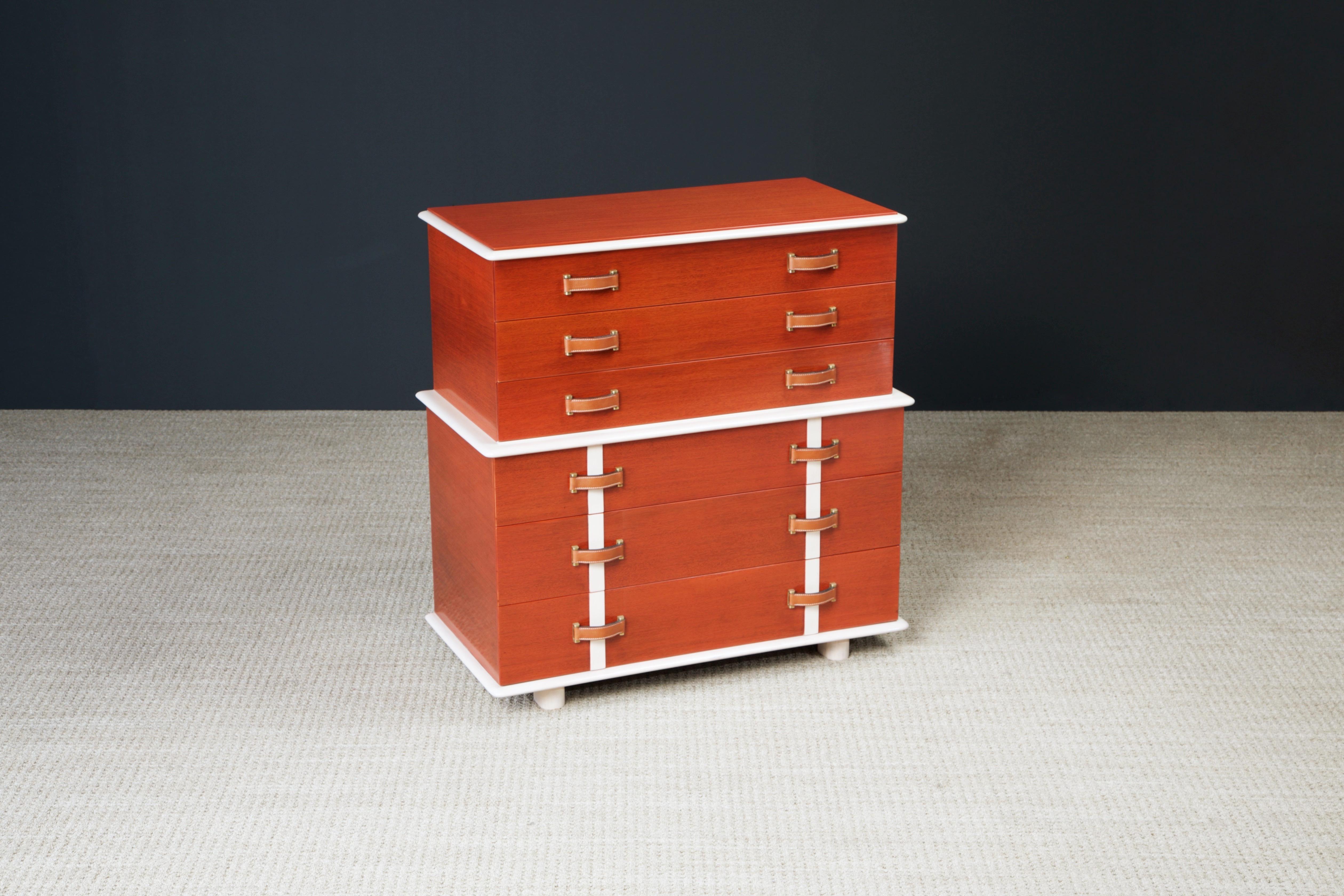 Metà XX secolo Comò Highboy 'Station Wagon' restaurato di Paul Frankl, 1945 circa, tripla firma in vendita
