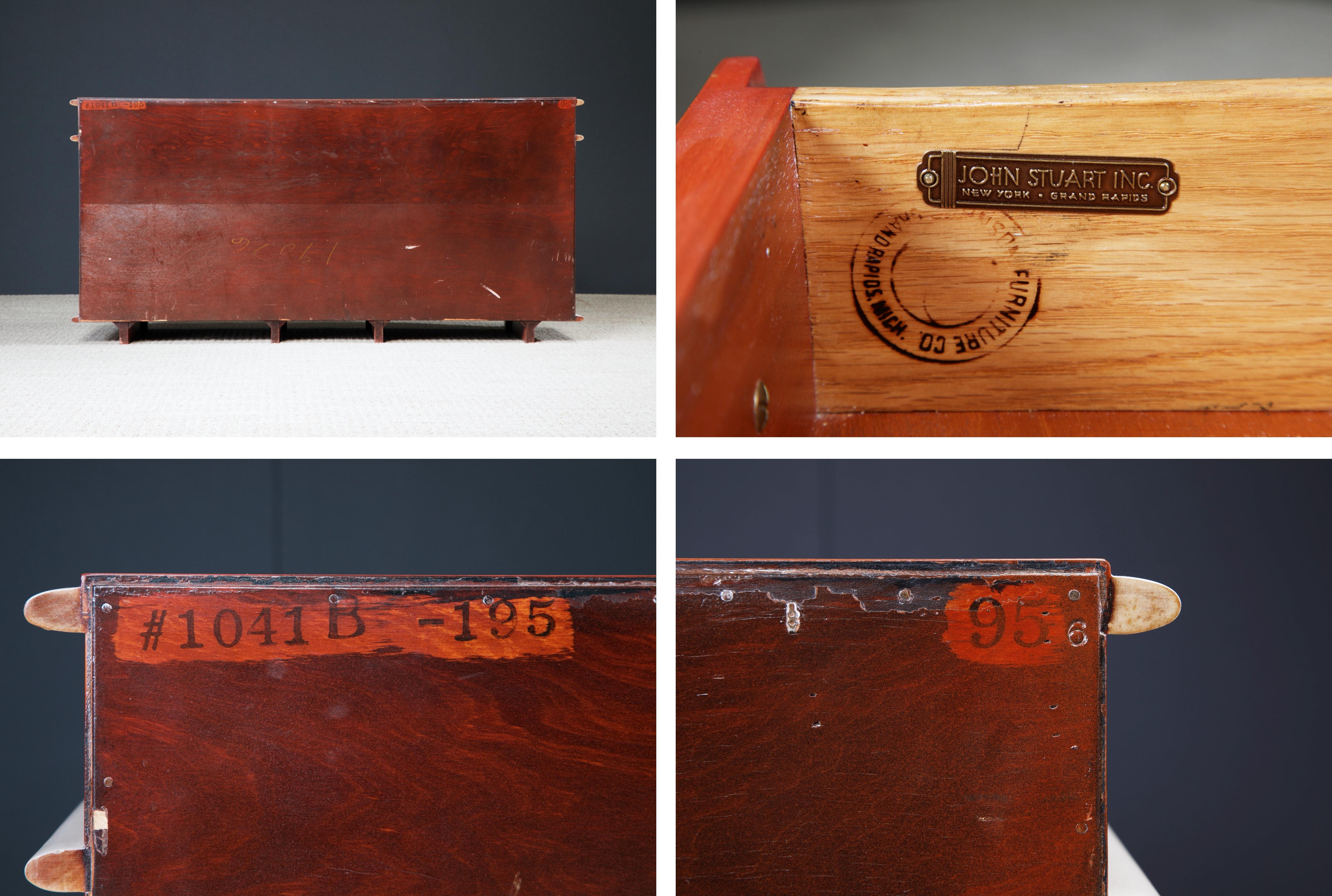 Restored 'Station Wagon' Ten-Drawer Dresser by Paul Frankl, c. 1945, Signed For Sale 10