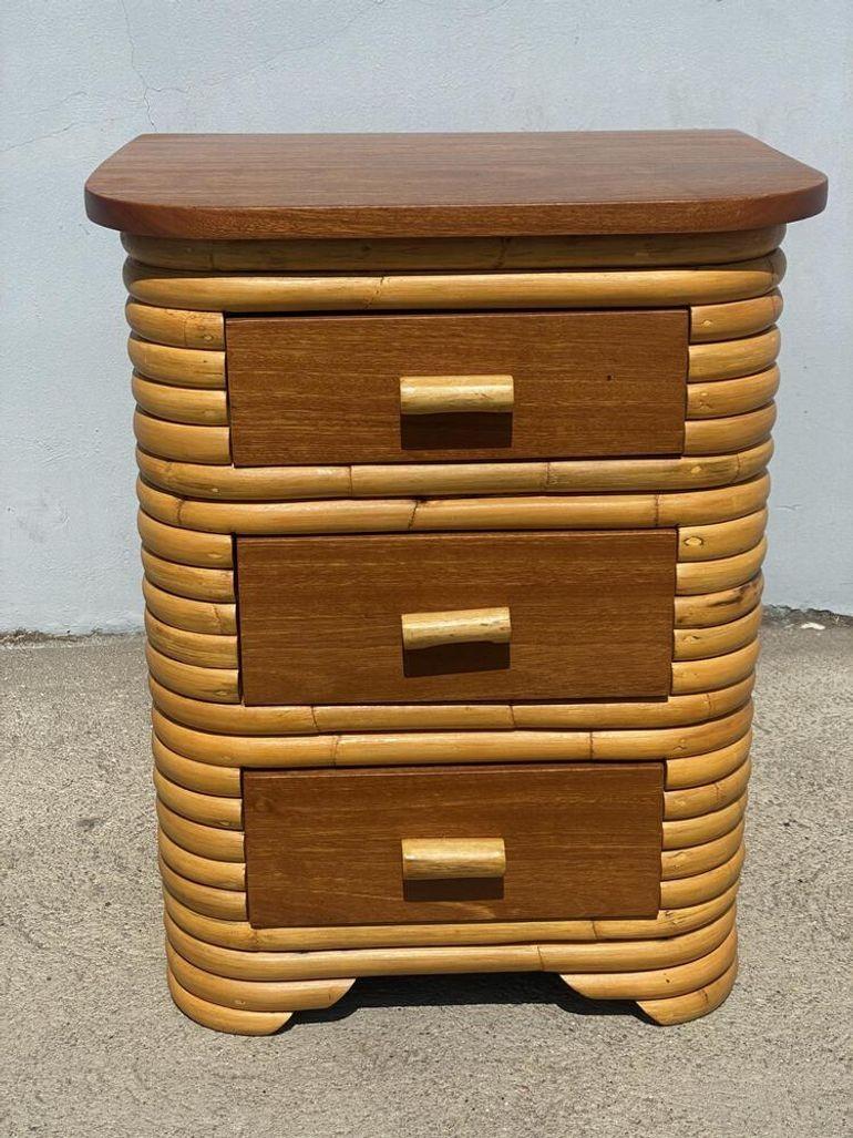 Restored Streamline Stacked Rattan Bedside Table W/ Mahogany Top, Pair of 2 In Excellent Condition For Sale In Van Nuys, CA