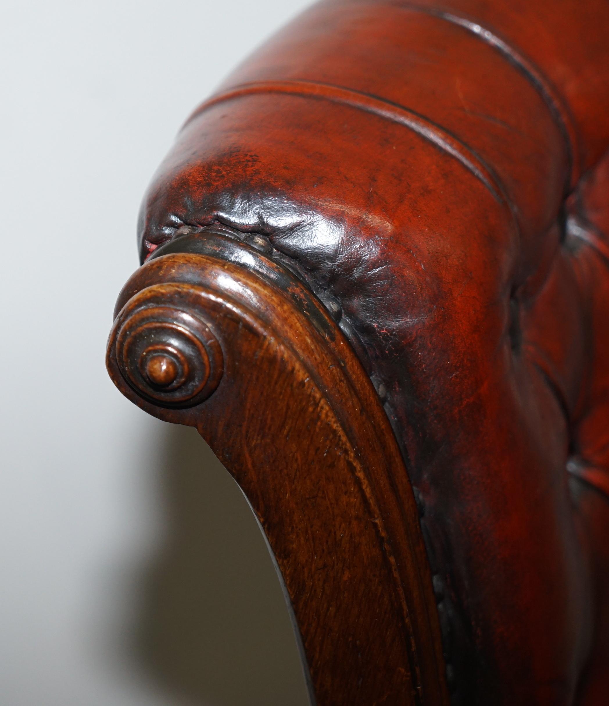 Restored Suite of Six Antque Victorian Chesterfield Brown Leather Dining Chairs In Good Condition In West Sussex, Pulborough