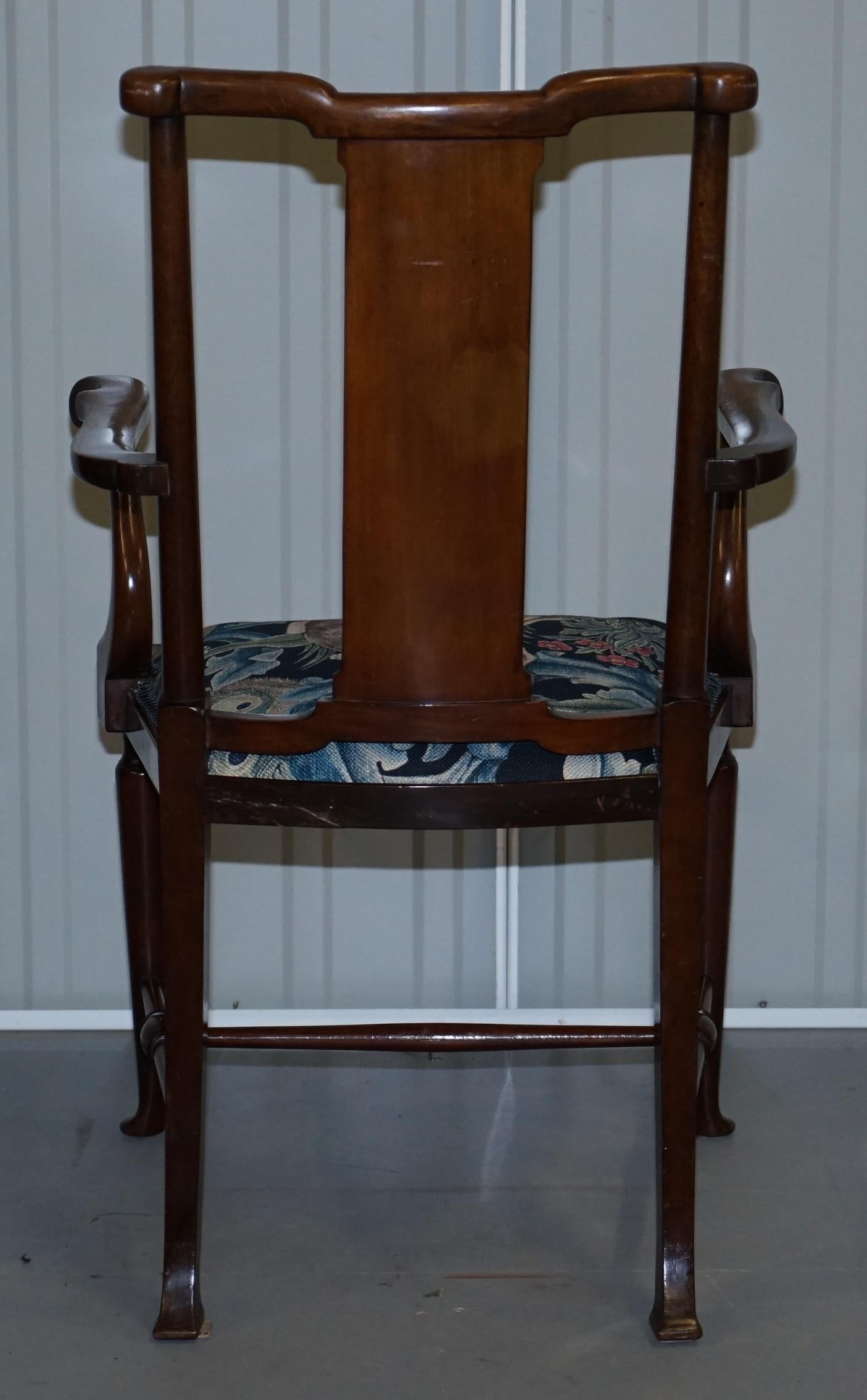 Restored Suite of William Morris Richard Norman Shaw Tabard Bench & Armchairs For Sale 2