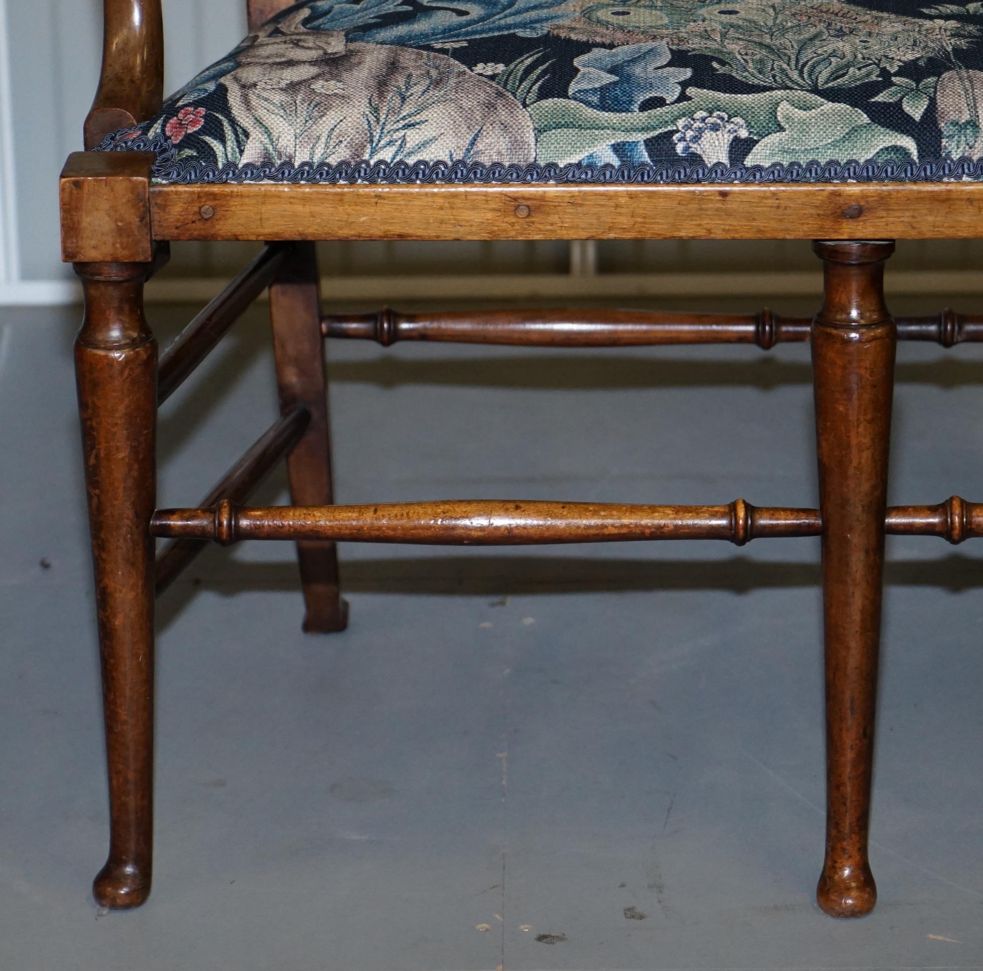 Restored Suite of William Morris Richard Norman Shaw Tabard Bench & Armchairs For Sale 10