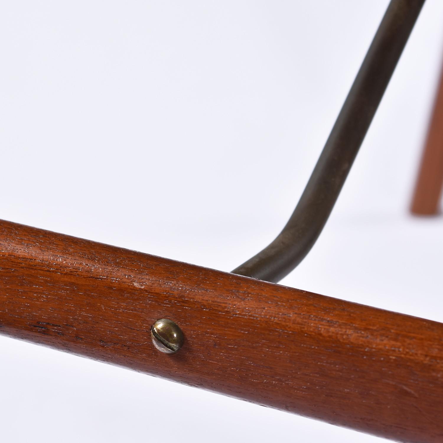 Scrivania in teak restaurata di Arne Wahl Iversen Model 56 per Vinde Møbelfabrik 4