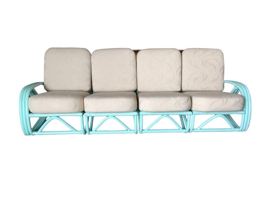 Sofá seccional de 4 plazas de ratán 3/4 Pretzel de mediados de siglo restaurado en color verde azulado Moderno de mediados de siglo en venta