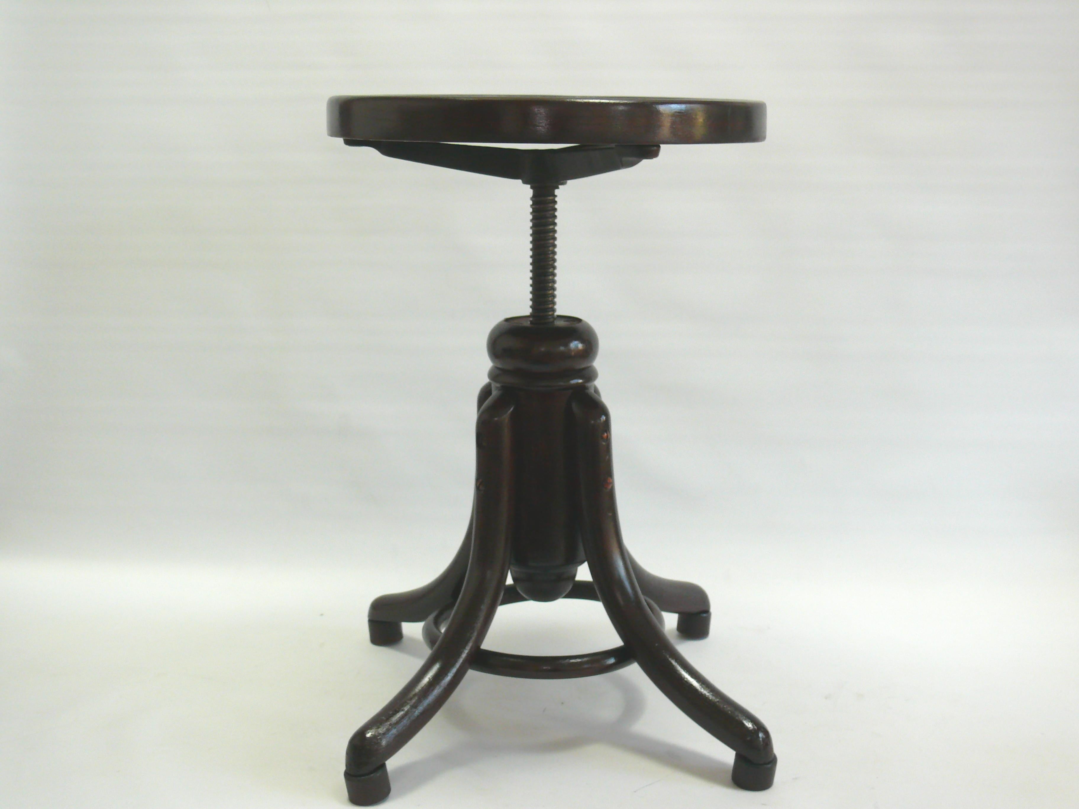 Restaurierter Thonet-Klavierhocker, Mitte des 20. Jahrhunderts (Art nouveau)