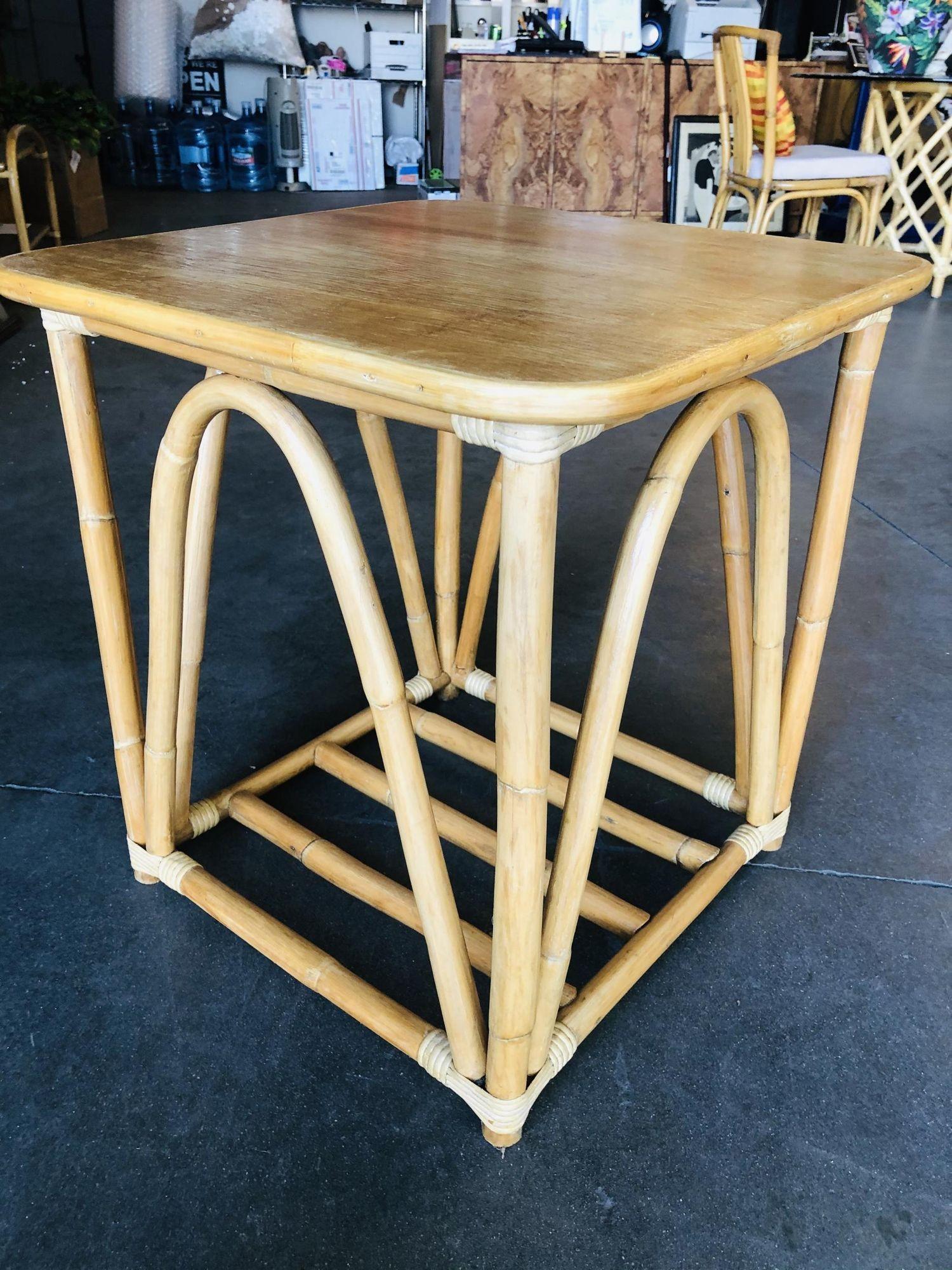 side drink table
