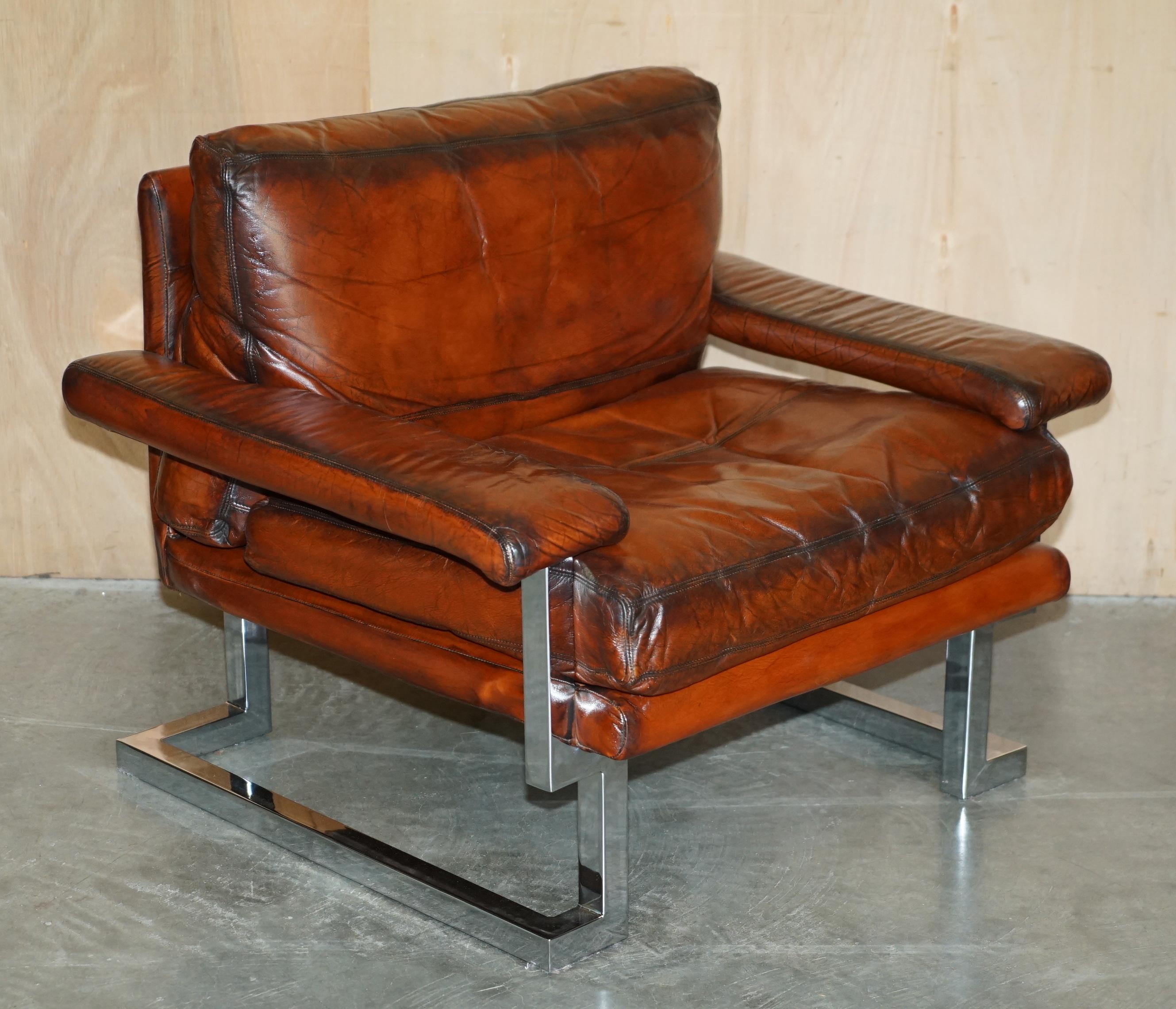 RESTORED TIM BATES PIEFF MANDARIN LEATHER CHROME & HARDWOOD SOFA ARMCHAiR SUITE For Sale 4