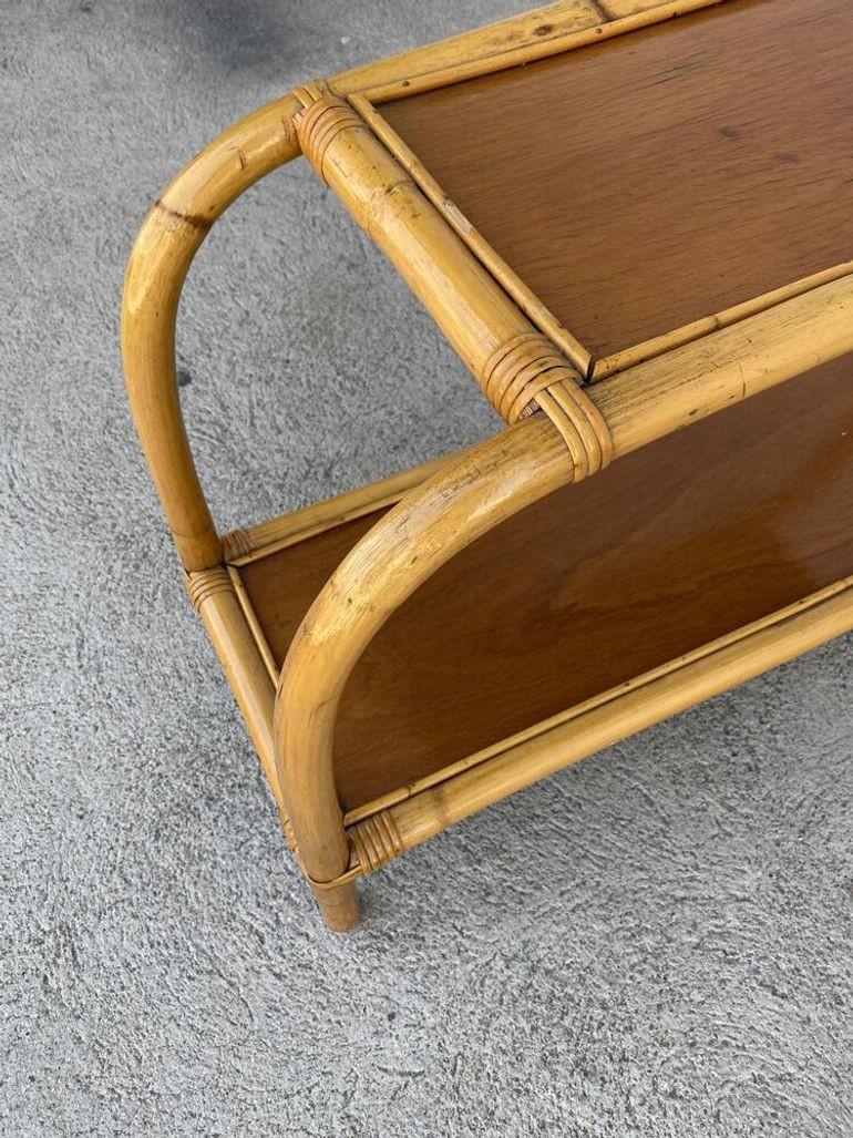 Restored Two-Tier Rattan & Mahogany Arched Side Table In Excellent Condition For Sale In Van Nuys, CA