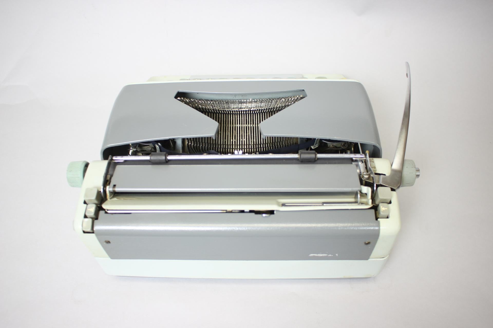 Mid-Century Modern Restored Typewriter/ Consul, Czechoslovakia, 1962s For Sale