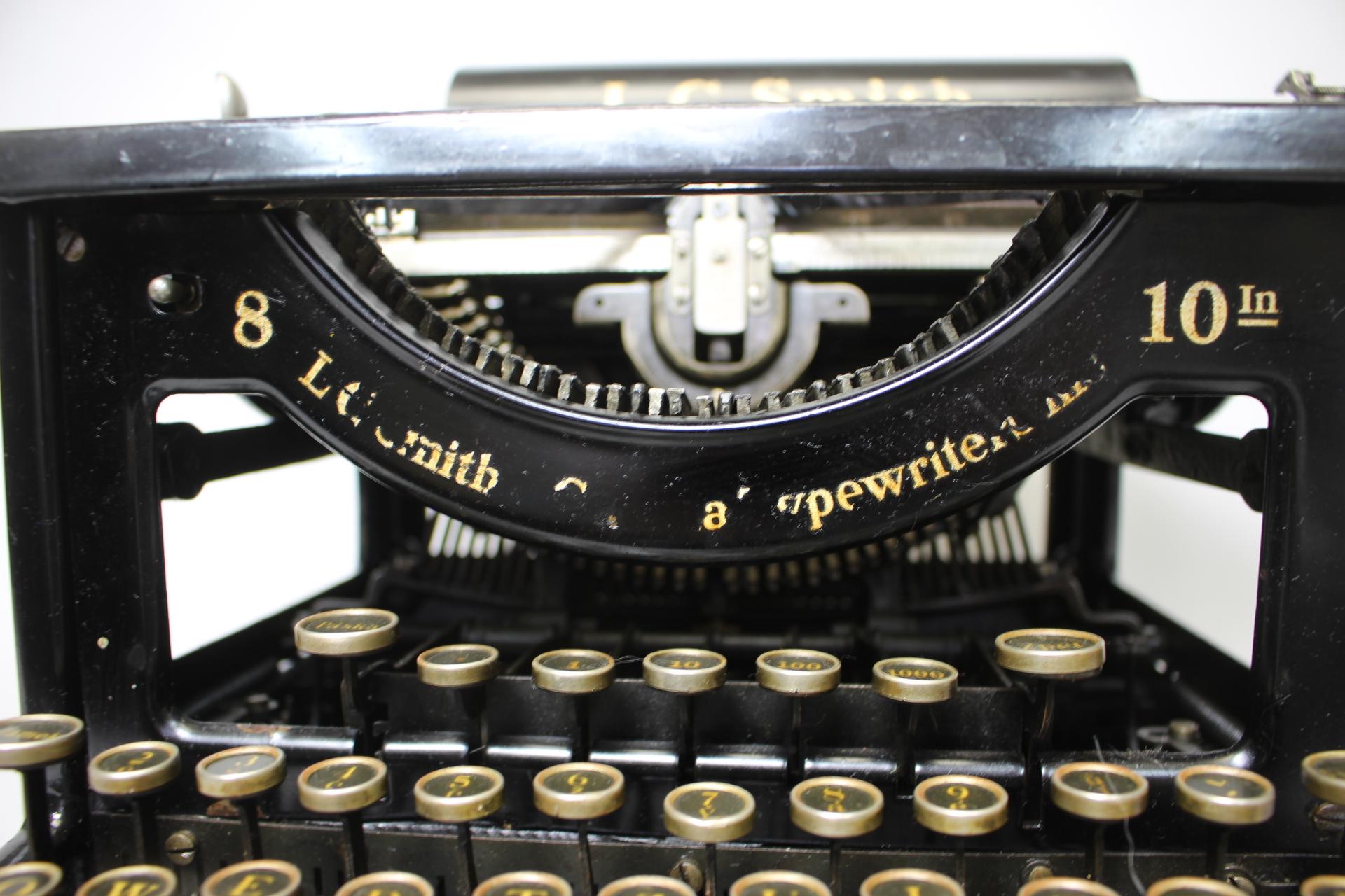 Restored Typewriter/ LC Smith 8-10, USA, 1915s 1
