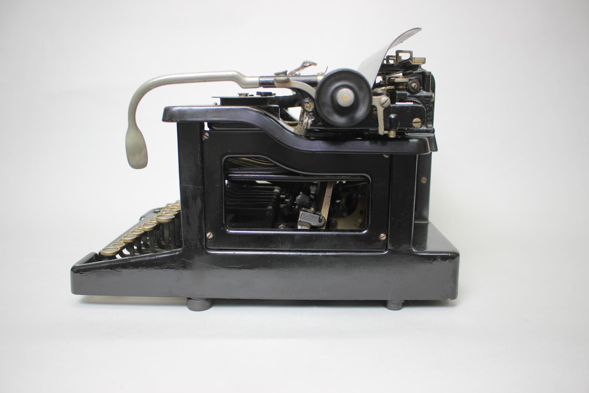 Art Deco Restored Typewriter/ LC Smith 8-10, USA, 1915s