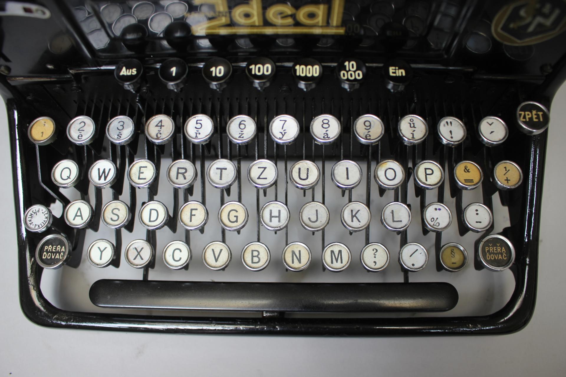 1938 royal typewriter